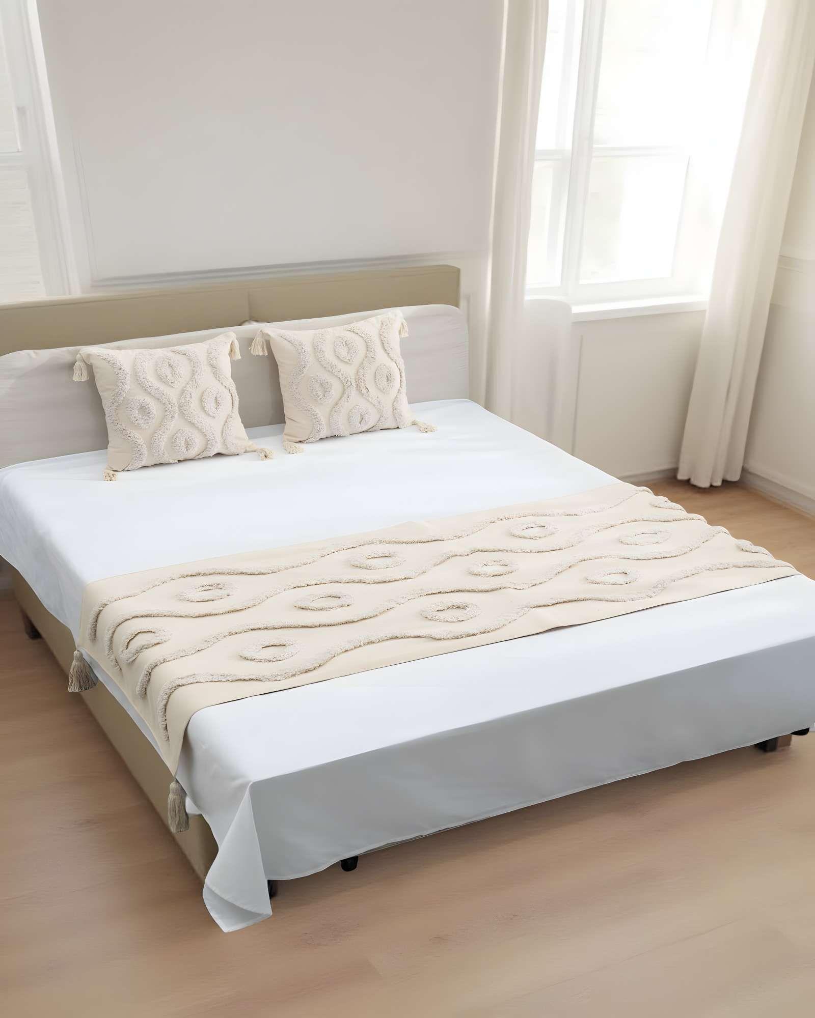 PIECERA BORDADA CON DOS FUNDAS MODELO BOHO BEIGE 08-2