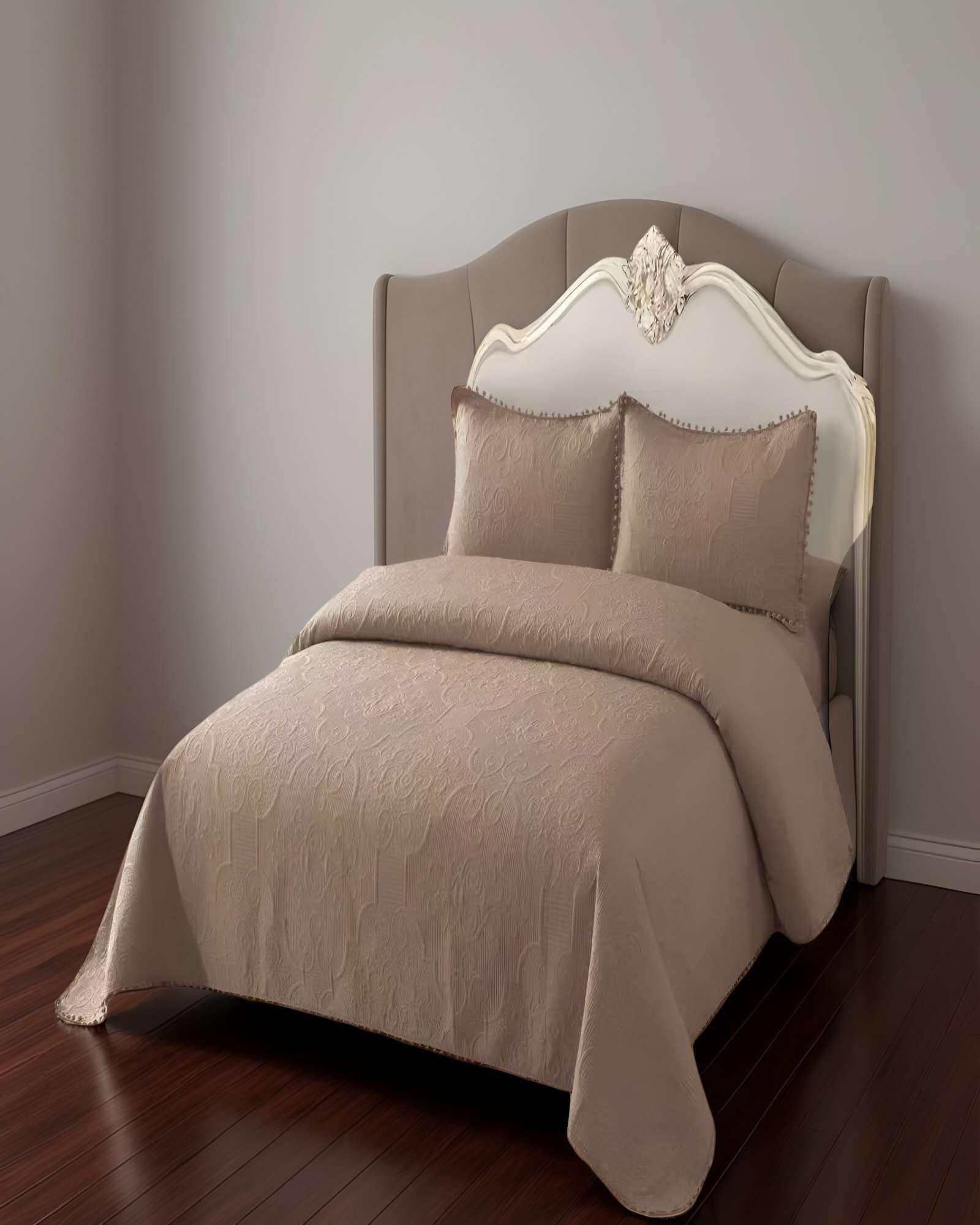 CUBRECAMA QUILT DE VERANO KING CON POMPON COLOR MARRÓN-2