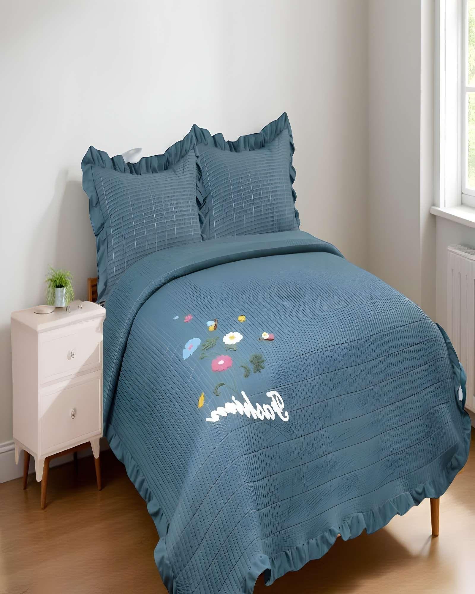 CUBRECAMA QUILT DE VERANO CON FLORES BORDADAS 2 PLAZAS GRIS O-2