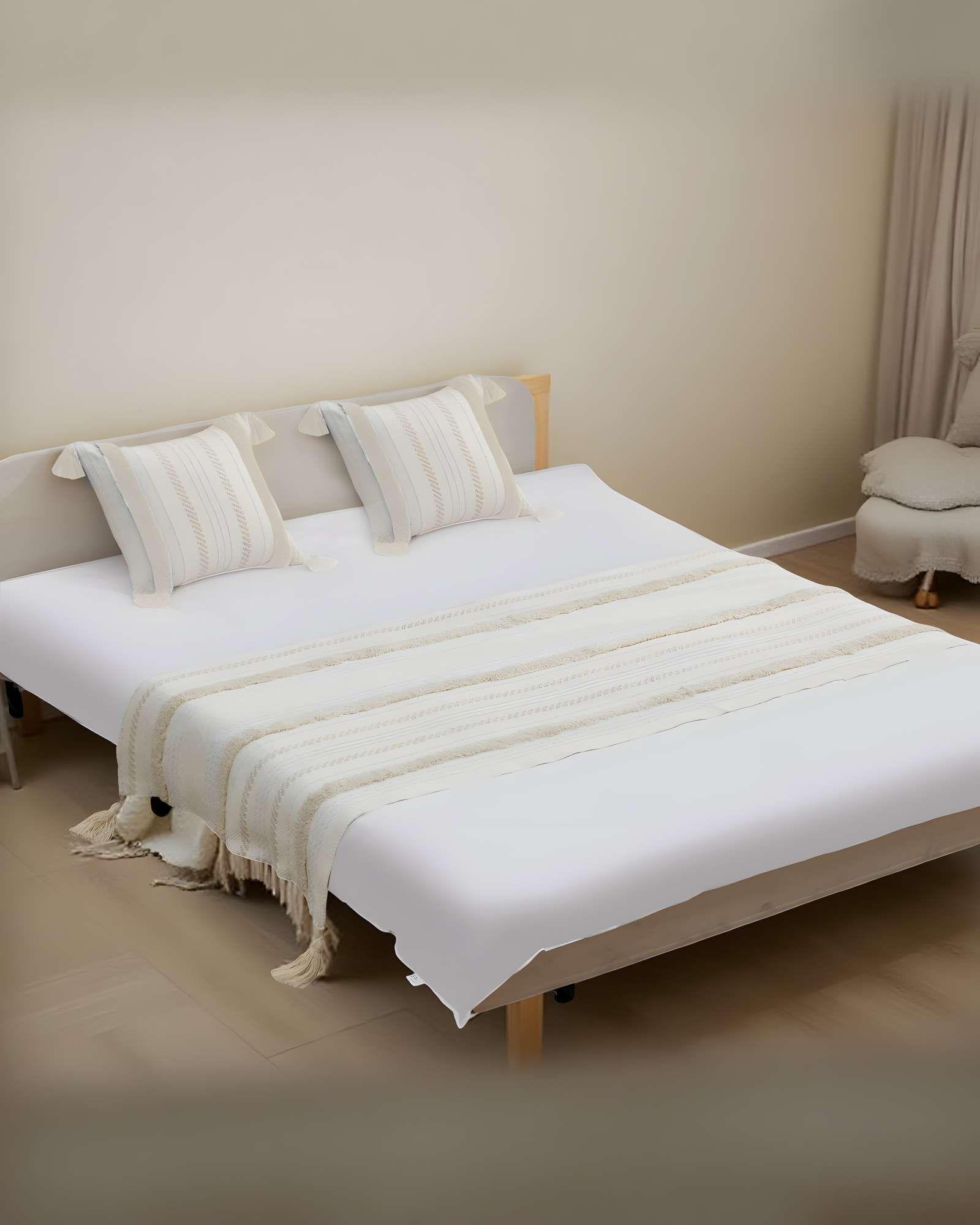 PIECERA BORDADA CON DOS FUNDAS MODELO BOHO BEIGE 07-2