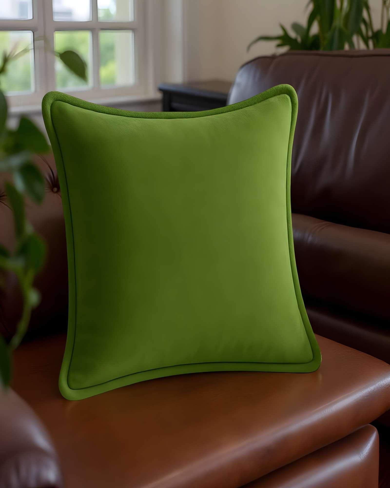 SET DE 4 FUNDAS DE COJIN LISA CON BORDE 45X45 VERDE-2