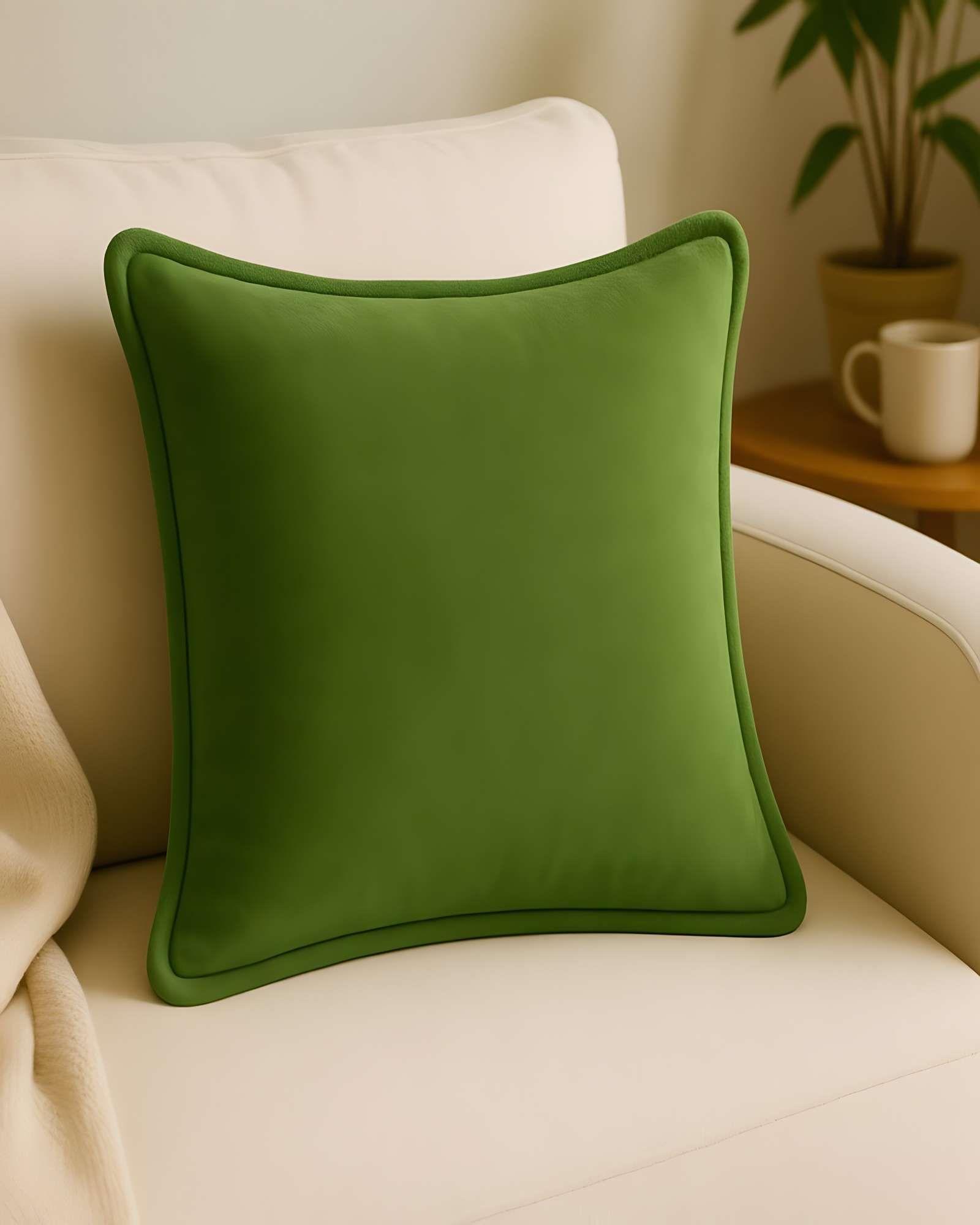 SET DE 4 FUNDAS DE COJIN LISA CON BORDE 45X45 VERDE-3