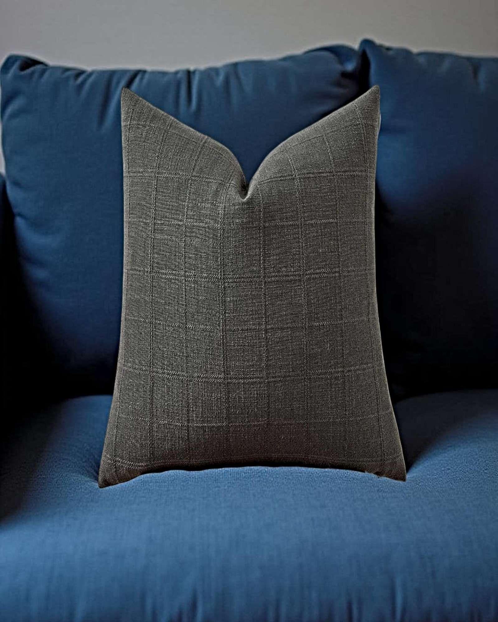 JUEGO DE 2 FUNDAS DE COJIN JACQUARD CUADRILLE 45X45 CM GRIS-3