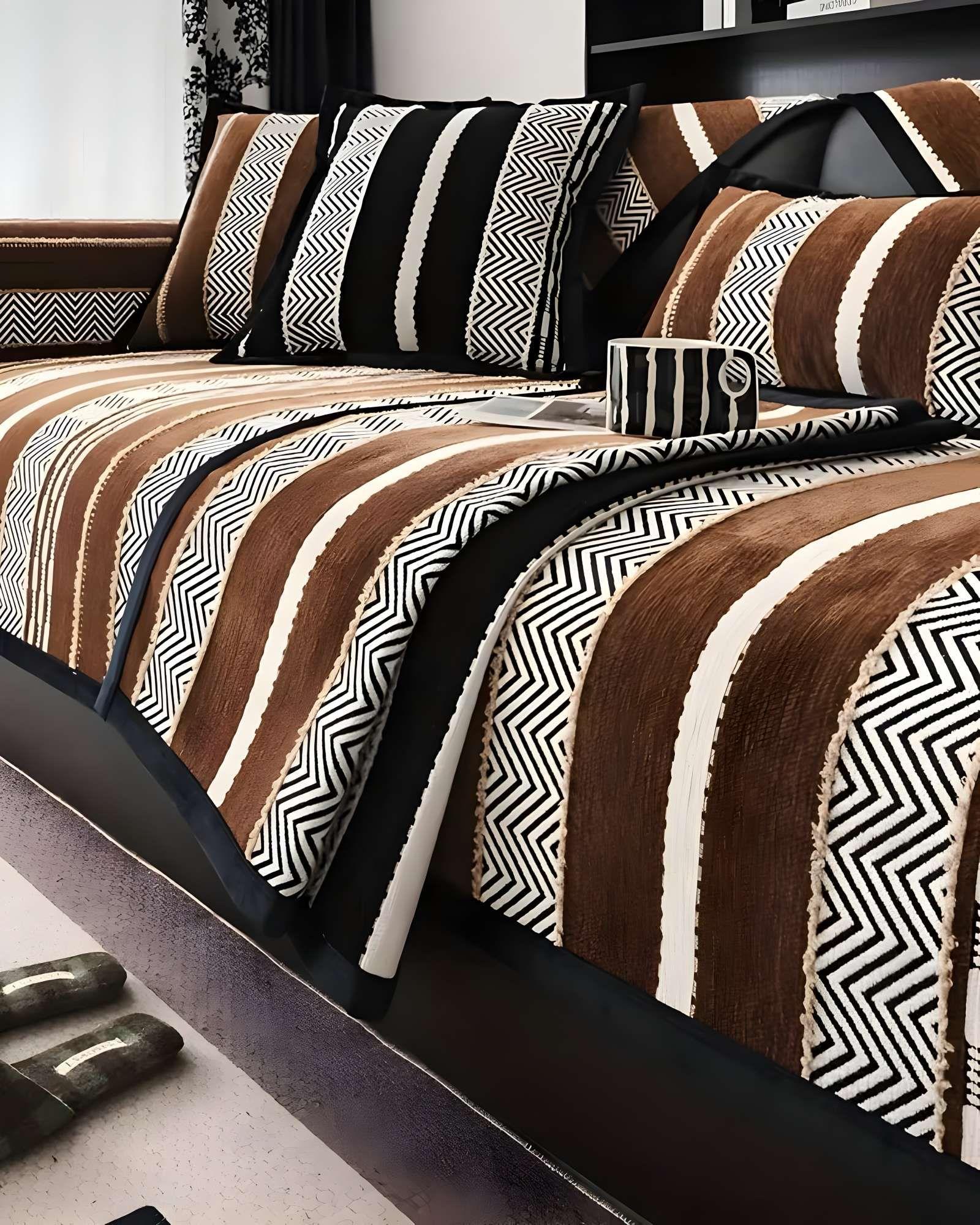 PACK DE 5 FUNDAS PARA SOFA CON DISEÑO R2 CAFÉ-3