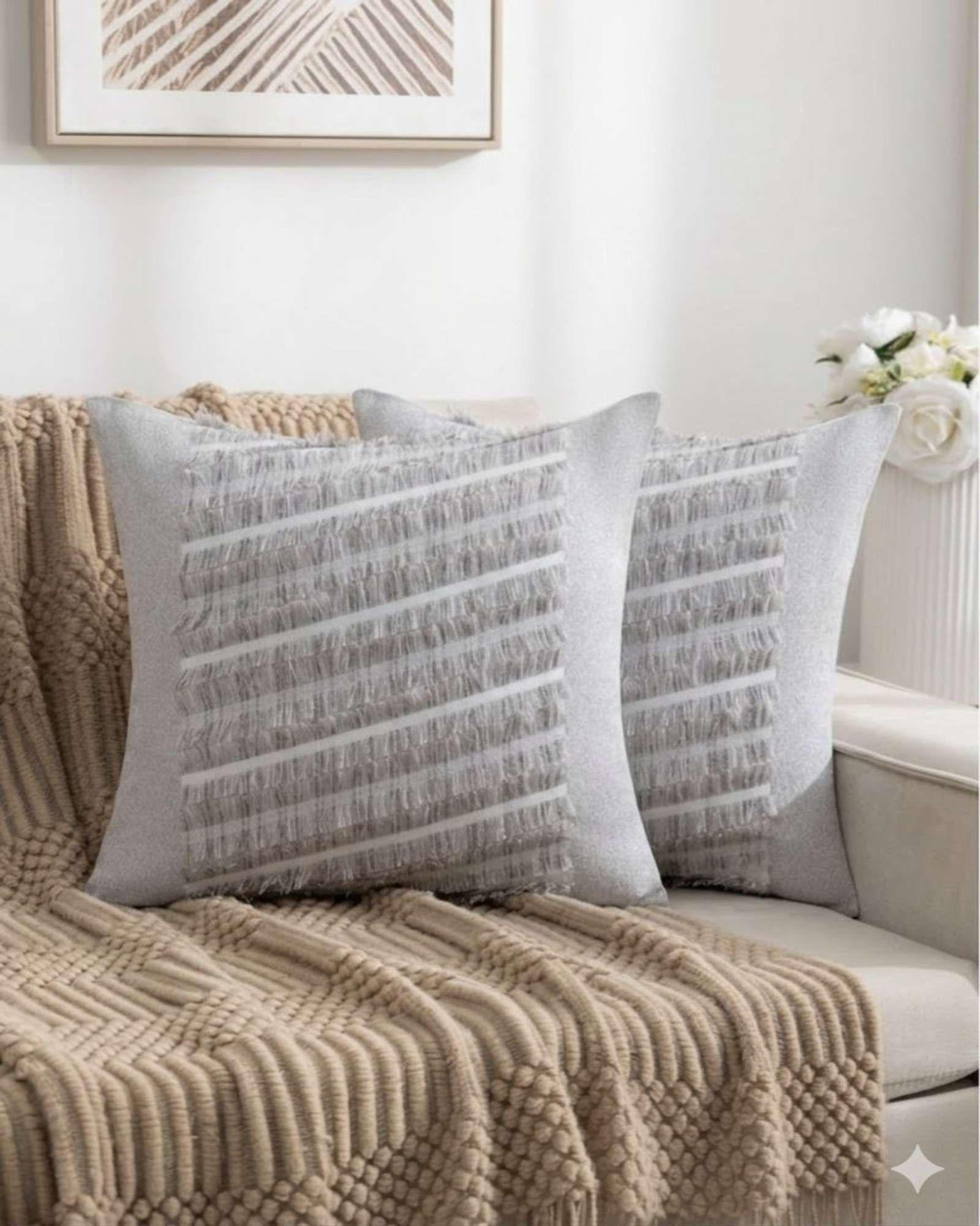 SET DE 2 FUNDAS DE COJIN CHENILLE CON FLECOS GRIS CLARO-2