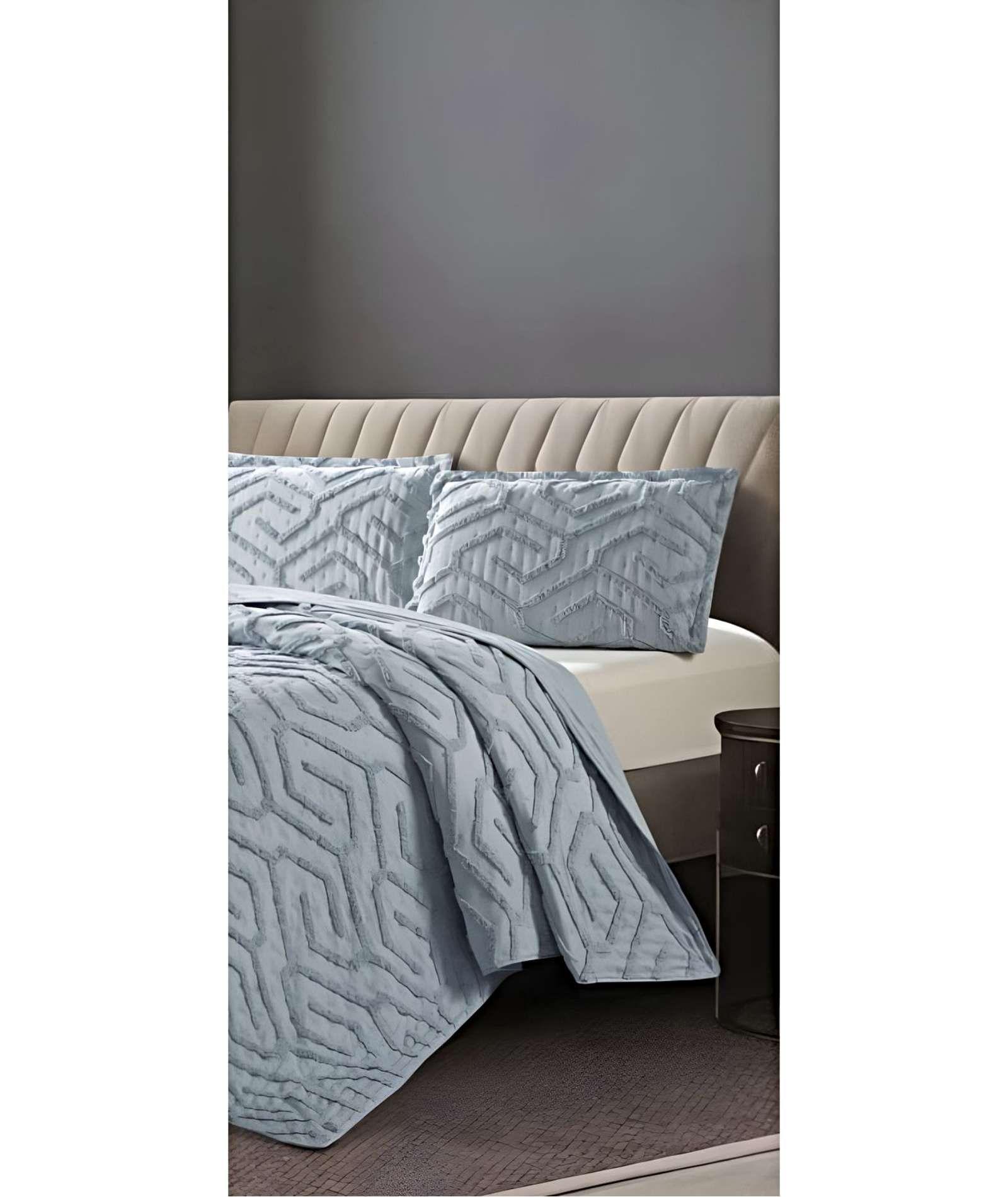 CUBRECAMA QUILT CON DISEÑO RELIEVE PLAZA Y MEDIA AZUL-2