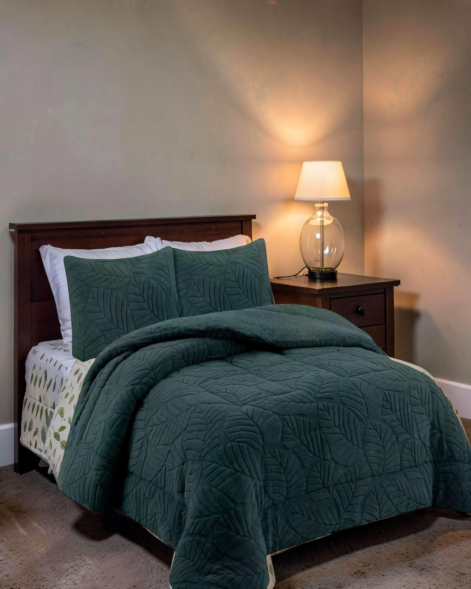 CUBRECAMA CON RELIEVE EN FORMA DE HOJAS 2 PLAZAS COLOR VERDE-2