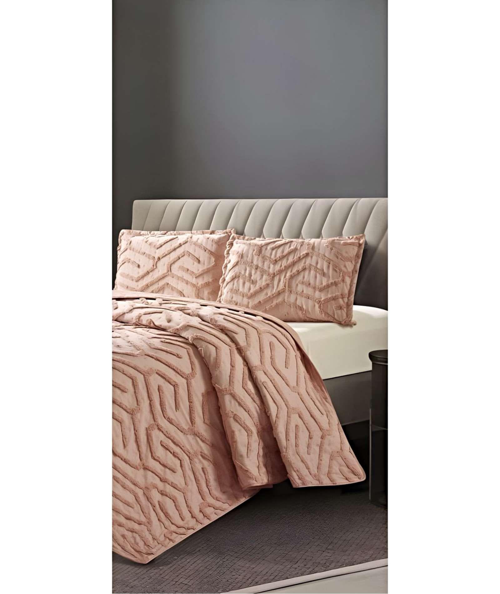 CUBRECAMA QUILT CON DISEÑO RELIEVE KING-SUPERKING ROSADO-2