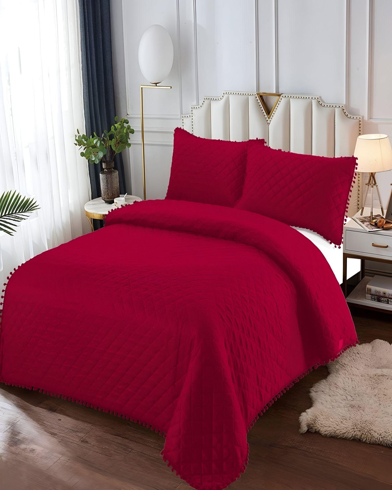 CUBRECAMA QUILT DE VERANO 1,5 PLAZAS CON POMPON COLOR BURDEO-3