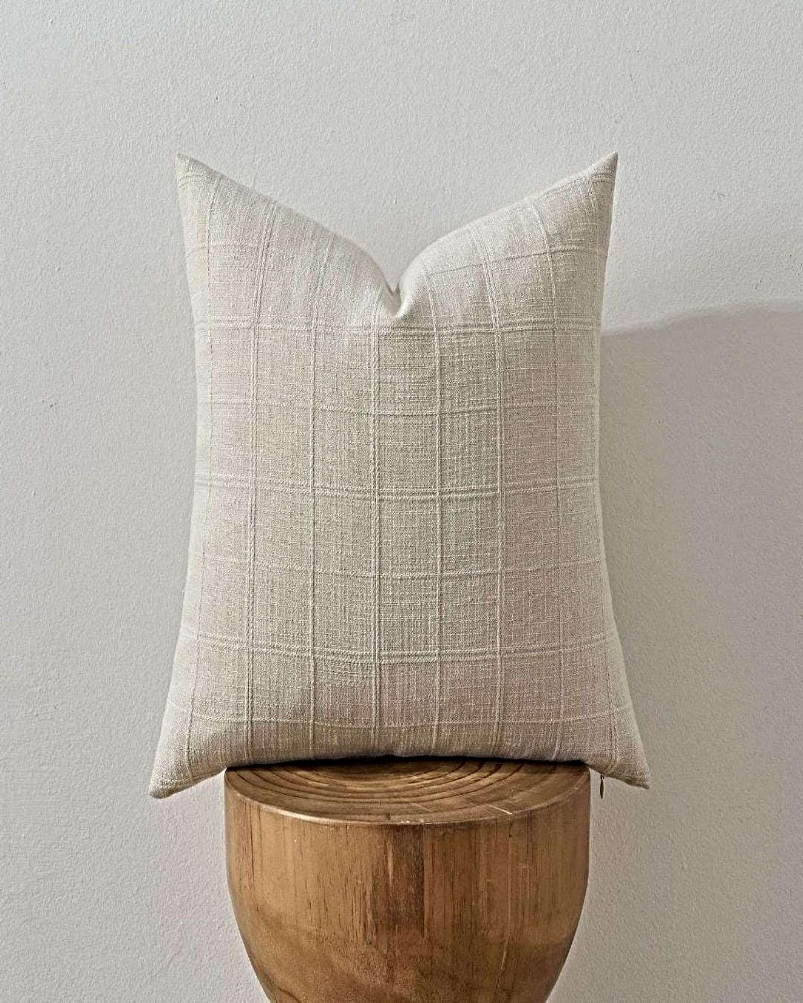 JUEGO DE 2 FUNDAS DE COJIN JACQUARD CUADRILLE 45X45 CM BLANCO-2