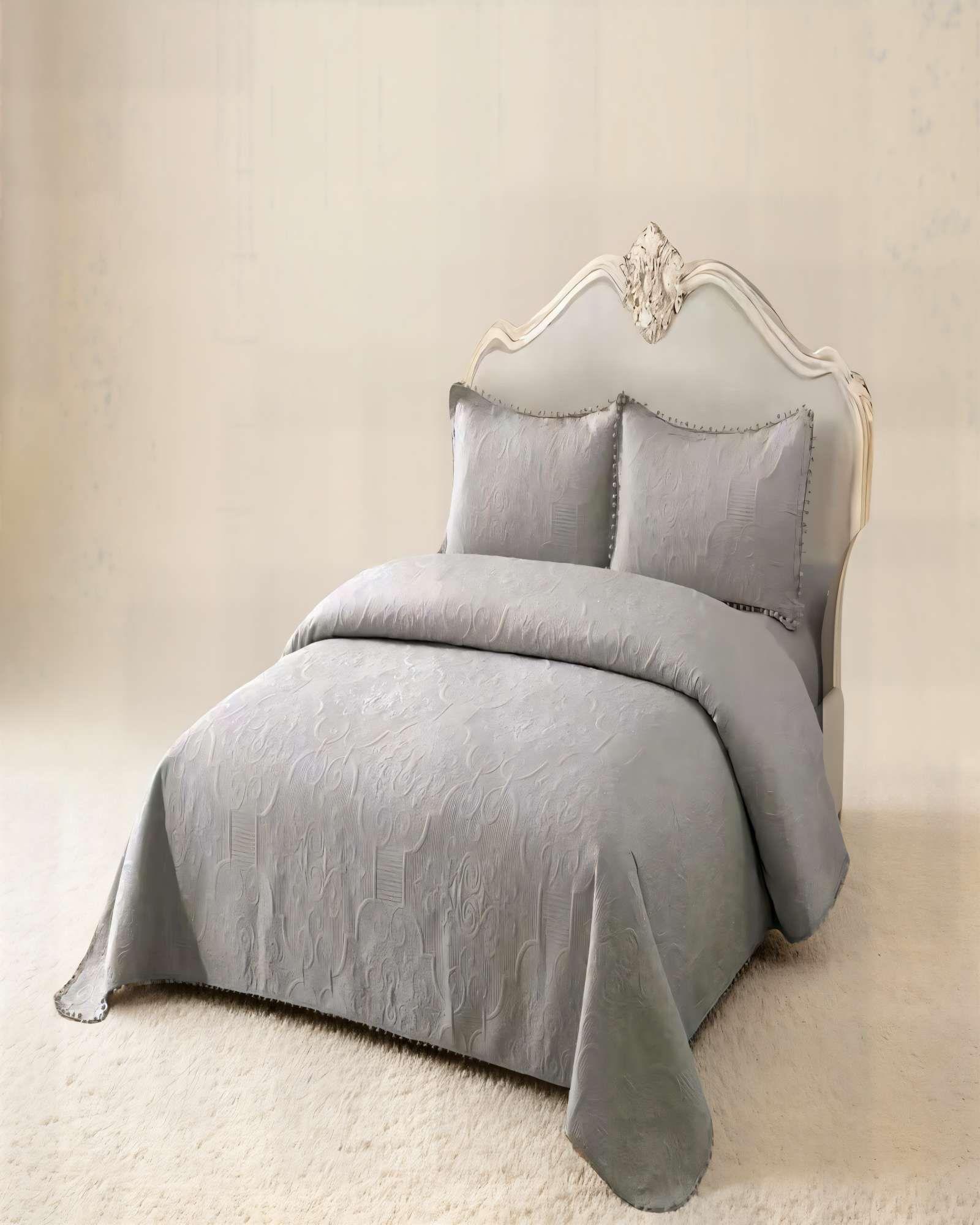 CUBRECAMA QUILT DE VERANO 1,5 PLAZAS CON POMPON COLOR GRIS-2