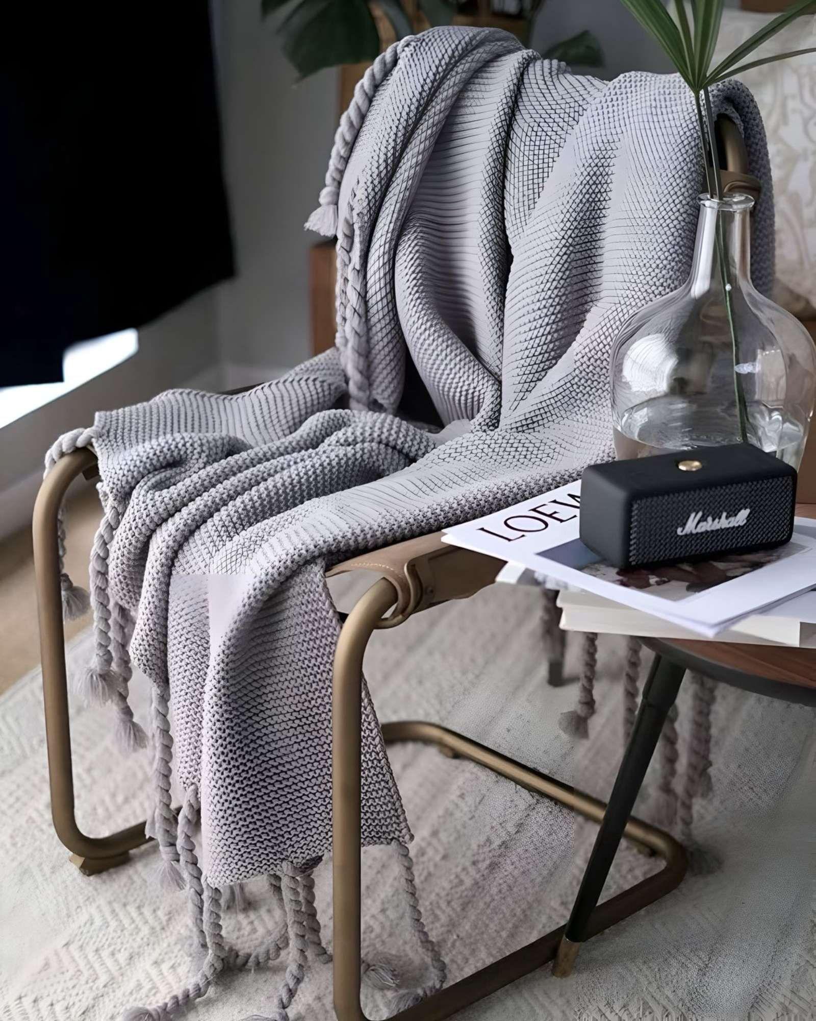 MANTA DECORATIVA CHENILLE CON FLECOS DE SOGA PARA CAMA O SOFA M2-3