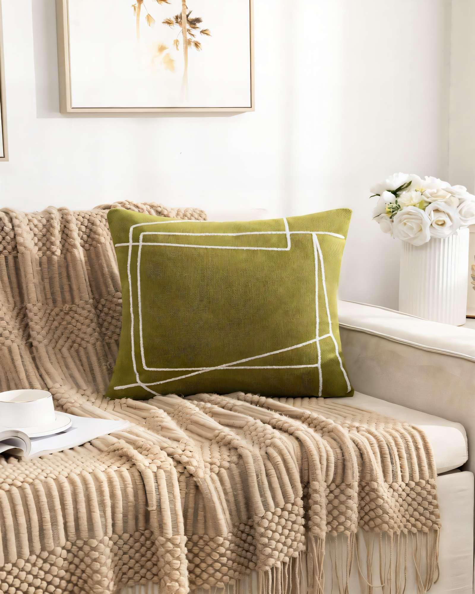 PACK DE 2 FUNDAS DE COJIN 45CMX45CM BORDADO DE LINEA COLOR VERDE-3