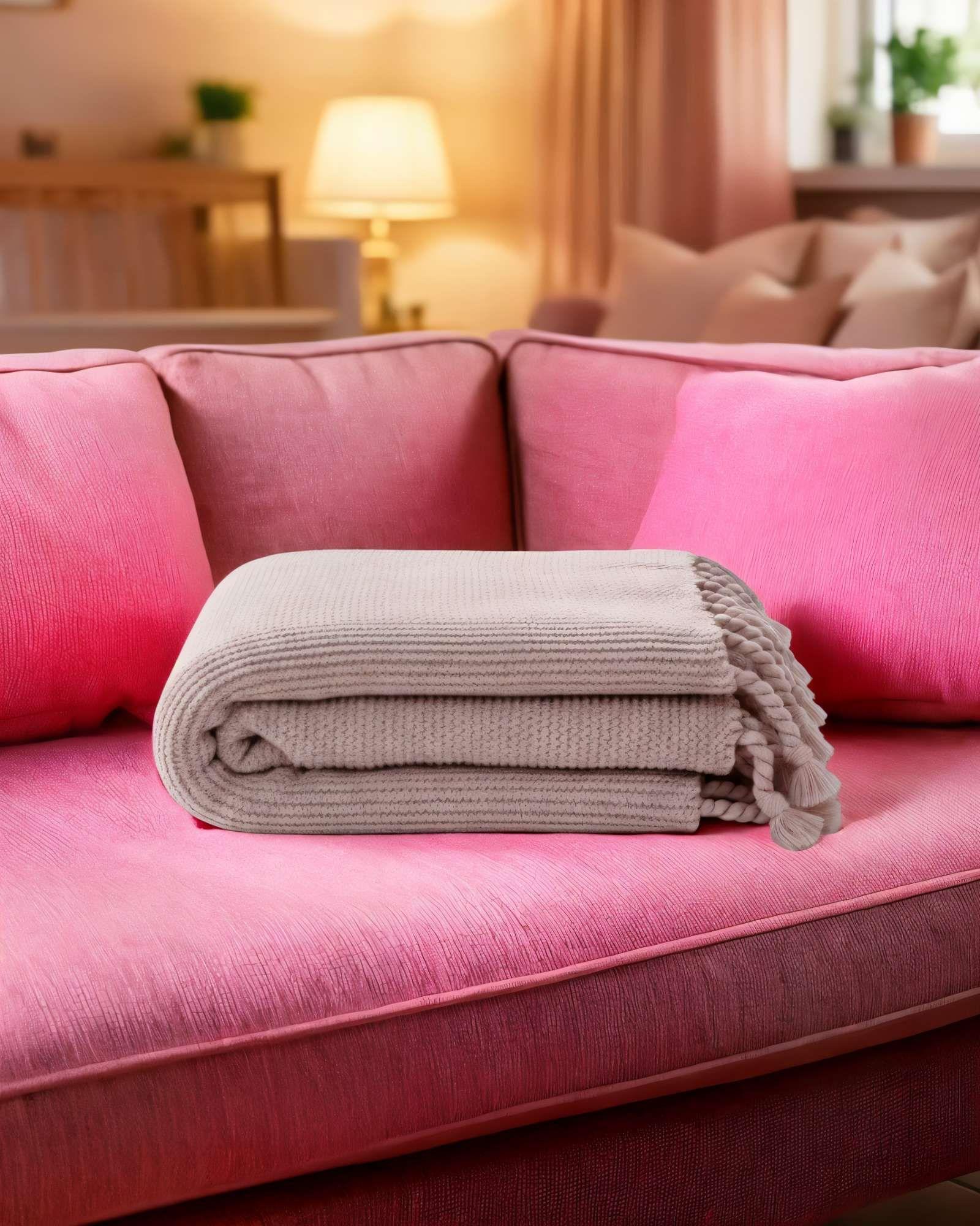 MANTA CHENILLE CON FLECOS DE SOGA TRENZADOS COLOR ROSA-3