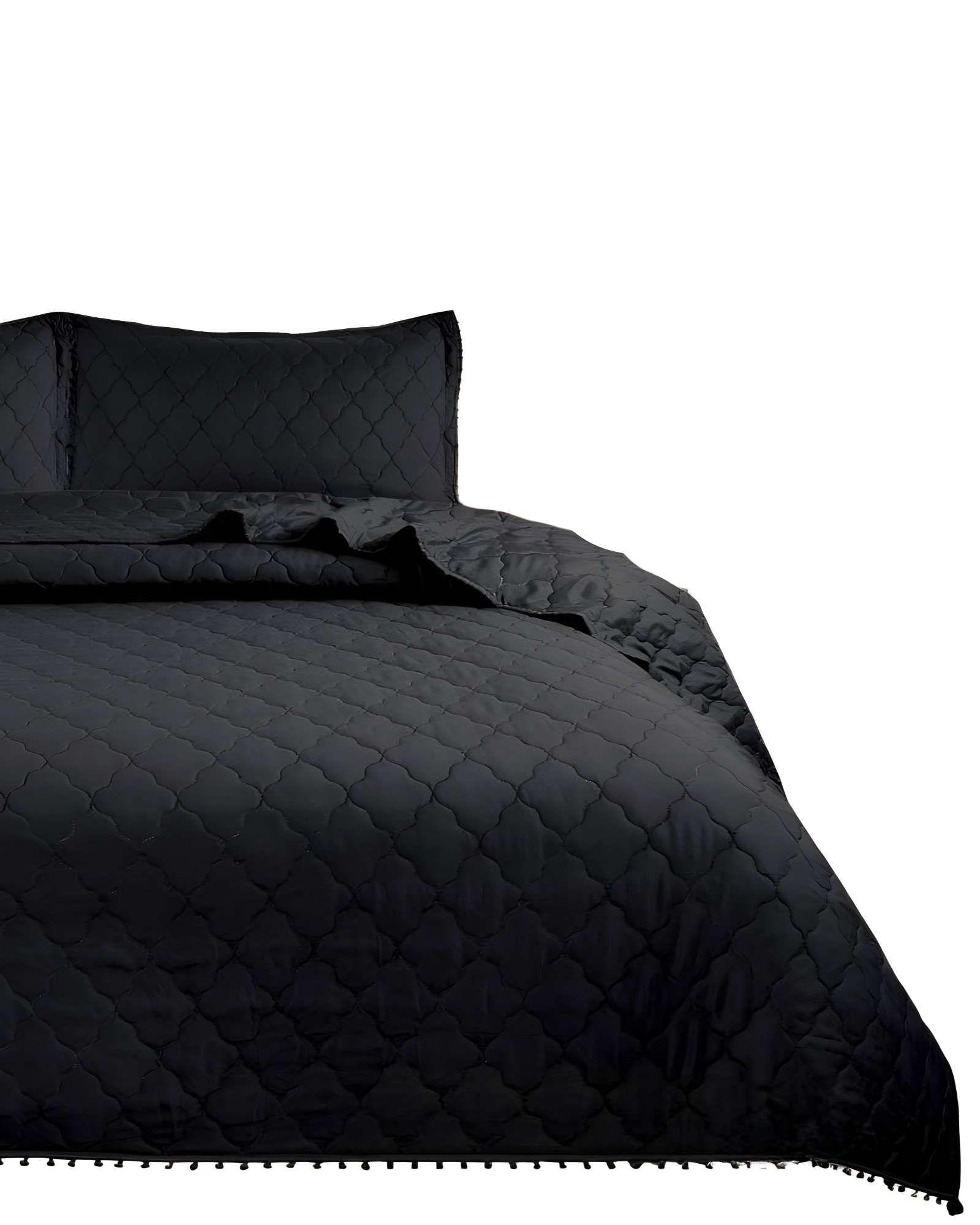 CUBRECAMA QUILT DE VERANO CON POMPONES KING NEGRO-1