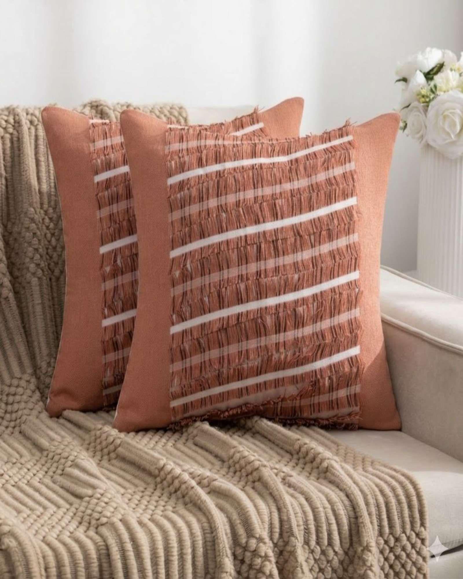 SET DE 2 FUNDAS DE COJIN CHENILLE CON FLECOS TERRACOTA-2