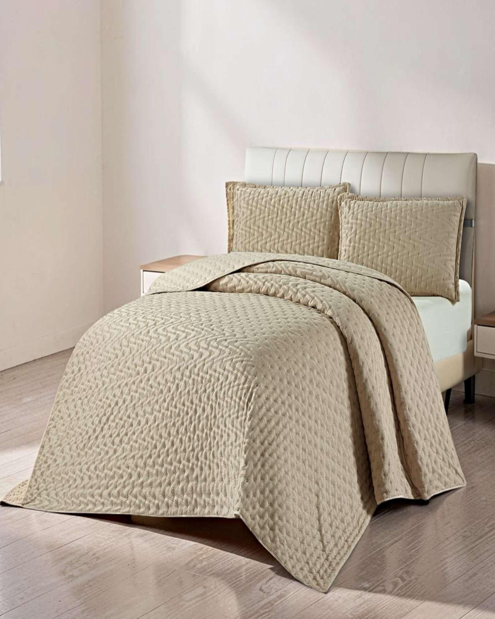 CUBRECAMA DELGADO SEMI ACOLCHADO 2 PLAZAS 230X250 CM BEIGE 01-2