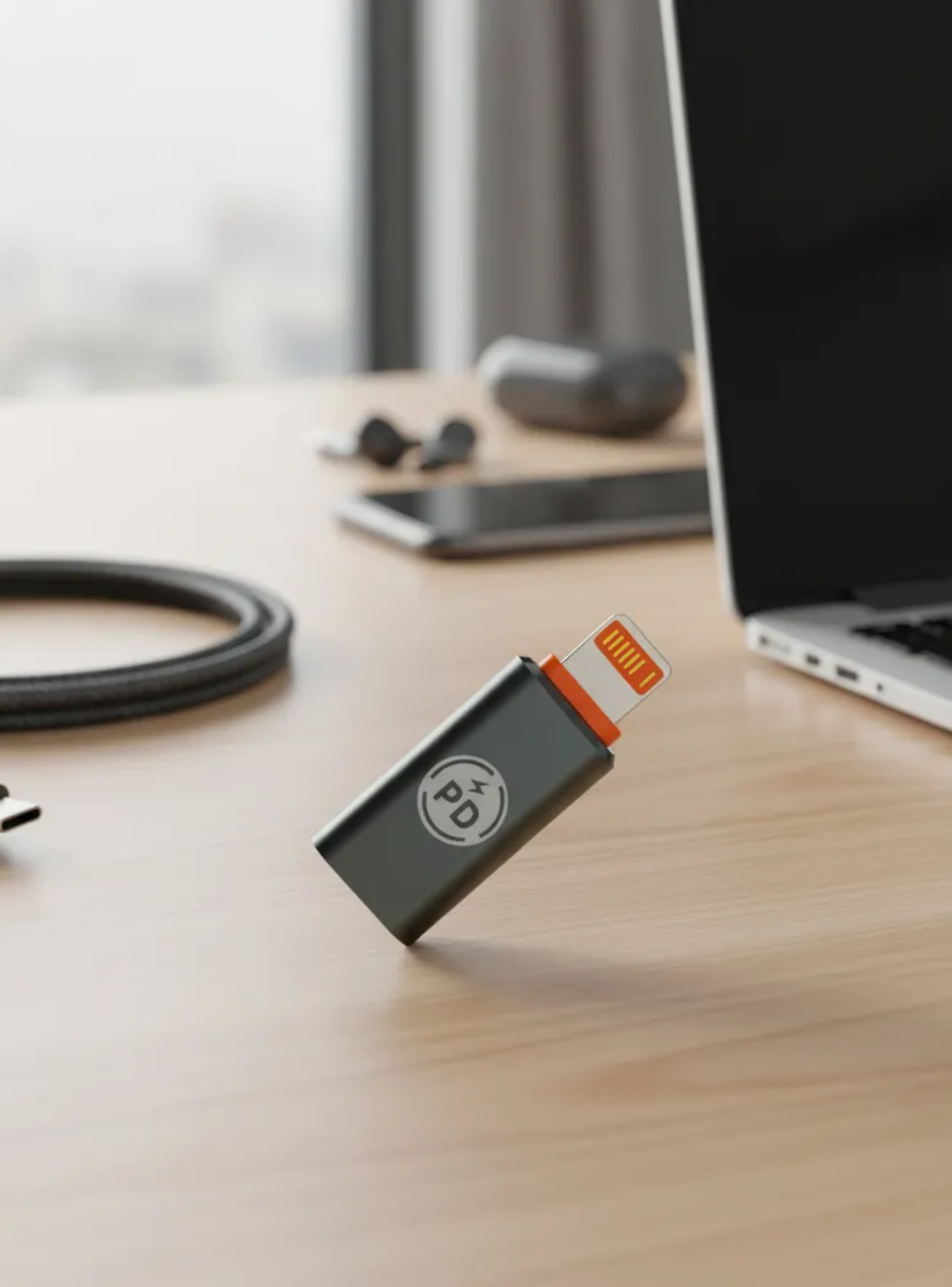 Adaptador USB C a Lightning Motomo-2