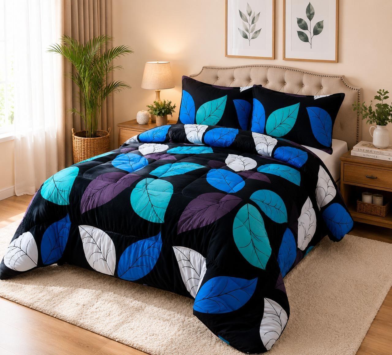 Cubrecama de Invierno Plush con Chiporro 2 Plazas Color Negro con Hojas RS1031-2