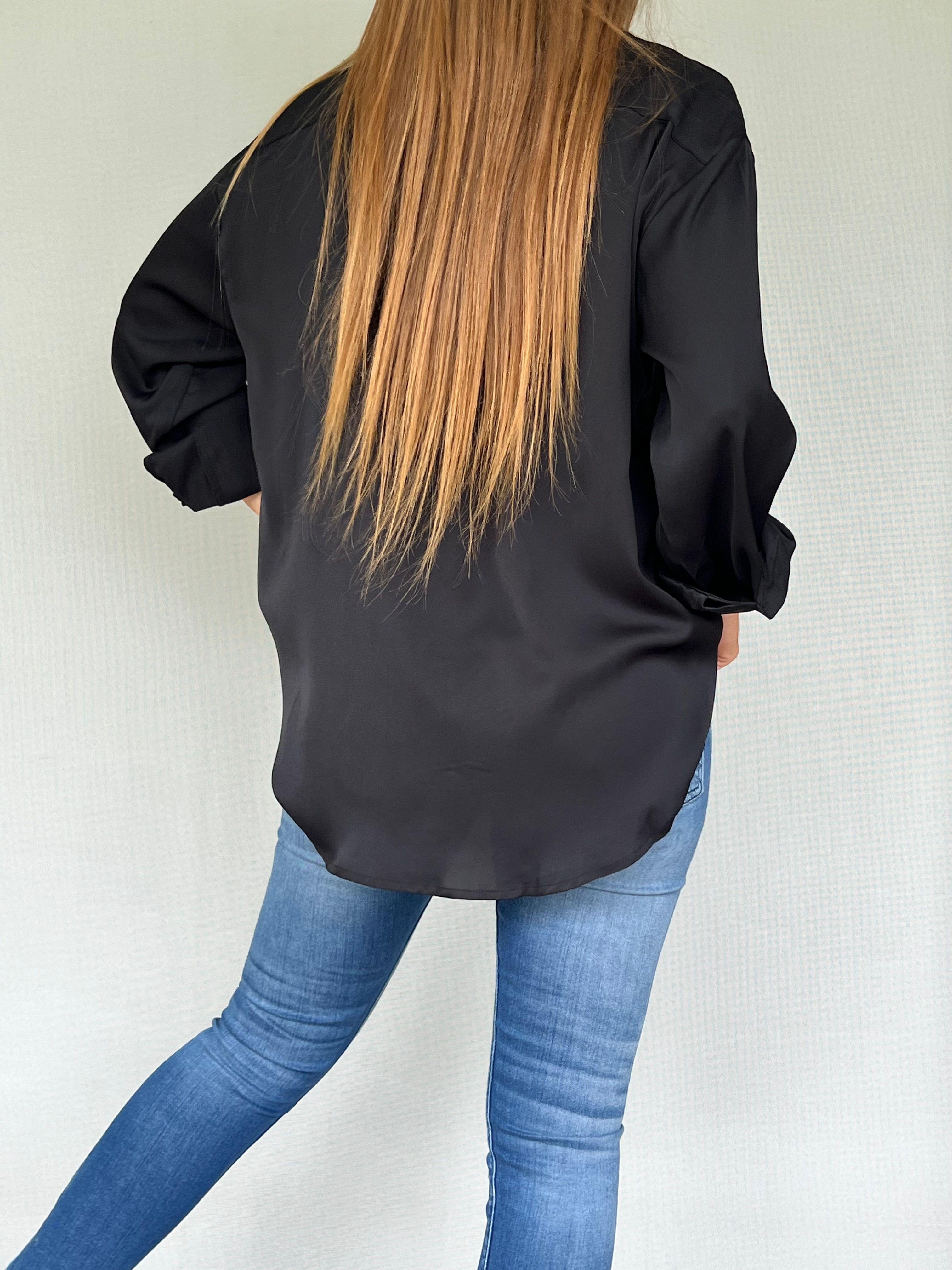 blusa satinada botones y cuello-3