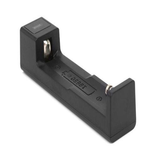 Cargador Inteligente Universal 1 Ranura (18650, Li-ion, Ni-Cd) USB-6