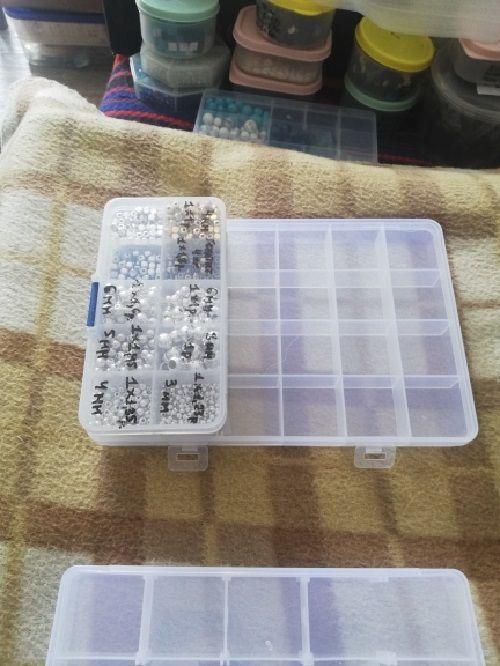 Caja organizadora ajustable 24 espacios para joyas tornillos pastillas mostacillas monedas anillos-4