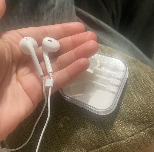 Auriculares Tipo C con Micrófono HD | Ideales para Llamadas y Música (USB-C)-4