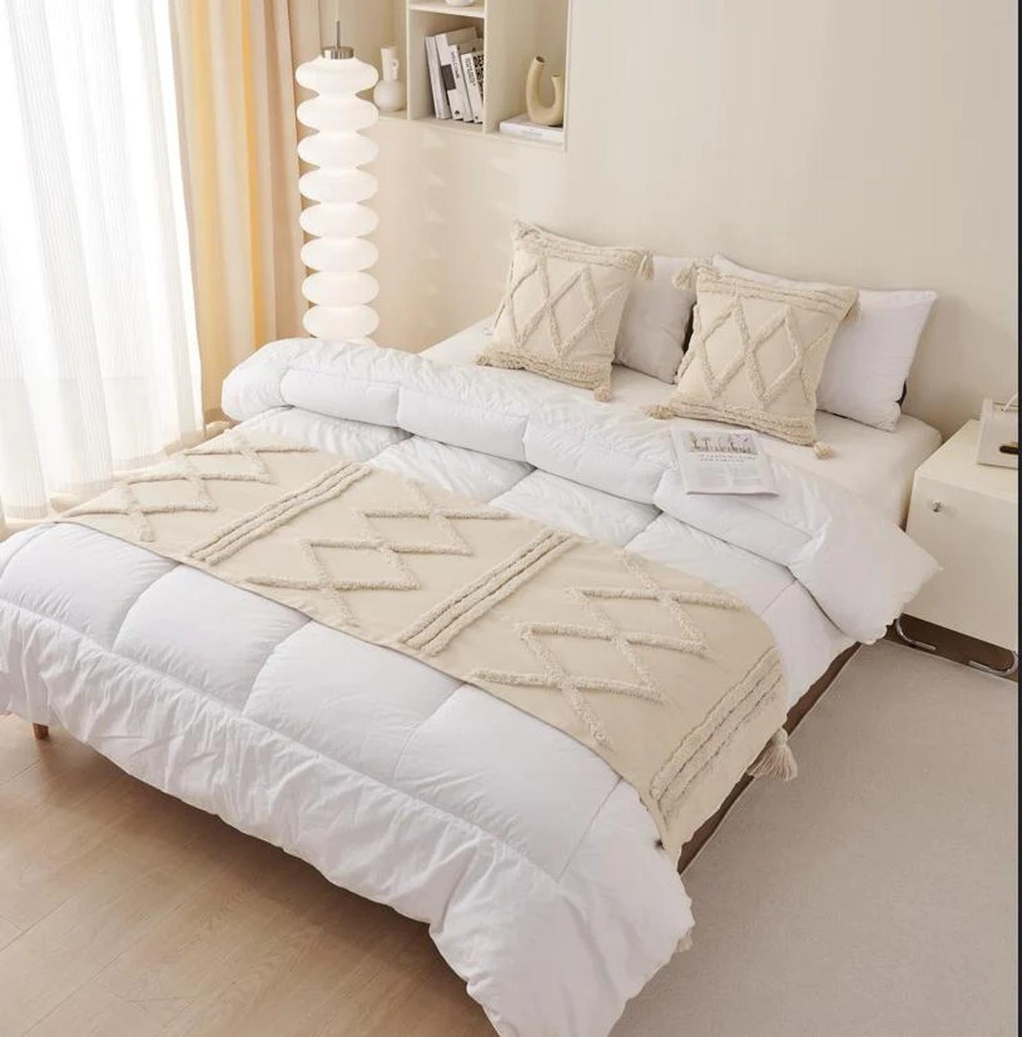 Set Piecera + Dos Fundas Estilo Boho 04 70x210 Beige-0