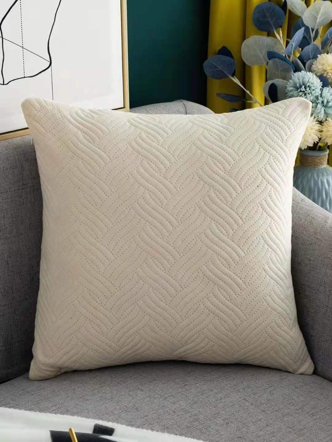 Funda Decorativa De Cojin Modelo Plush Trenzado (45X45)-0