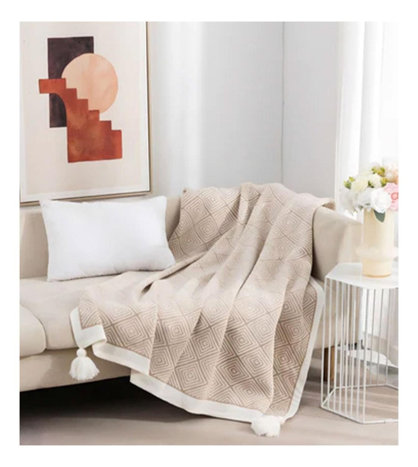 Manta De Lanilla Rombo Con Detalle Borla 130x150 Beige-0