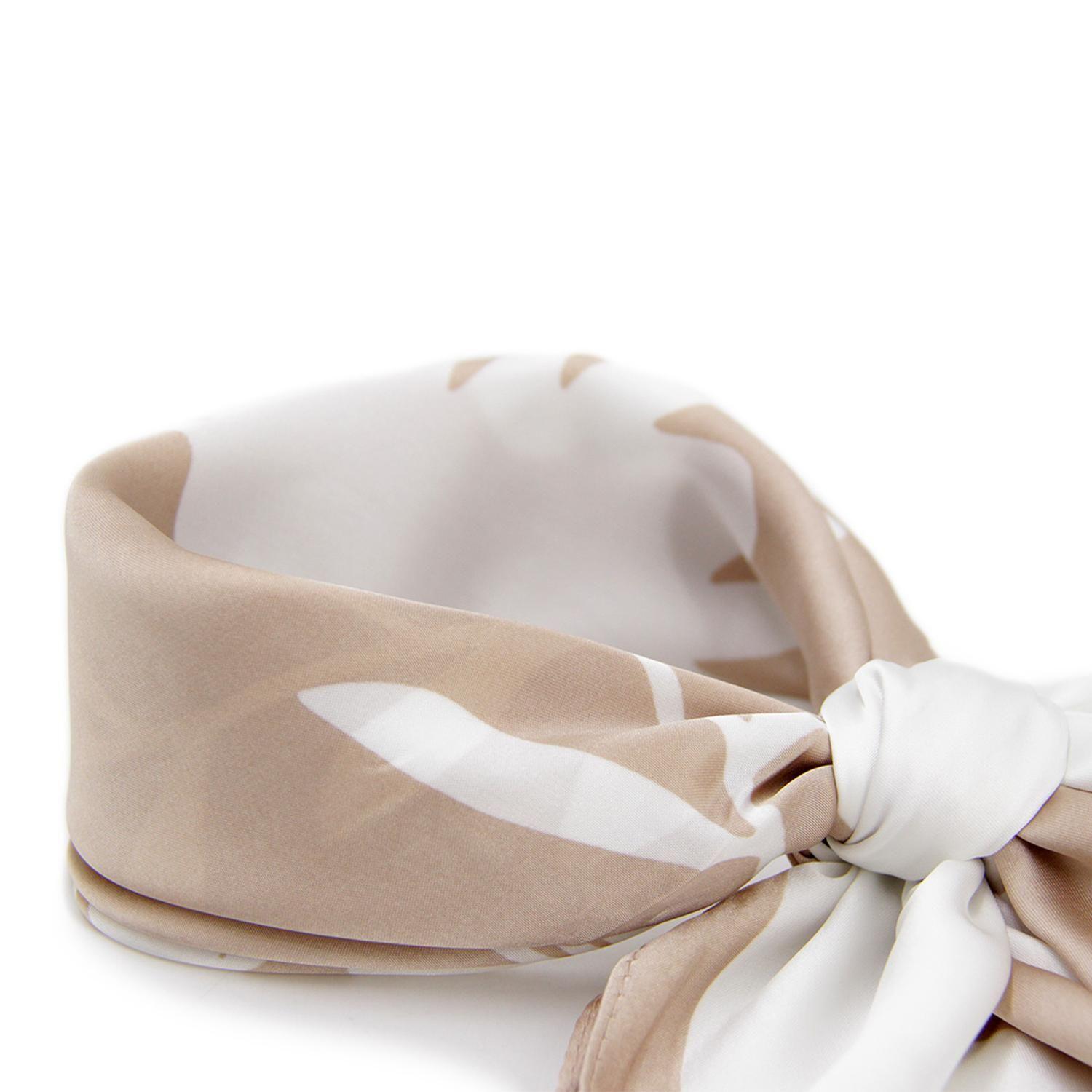 Pañuelo de satín nude-3