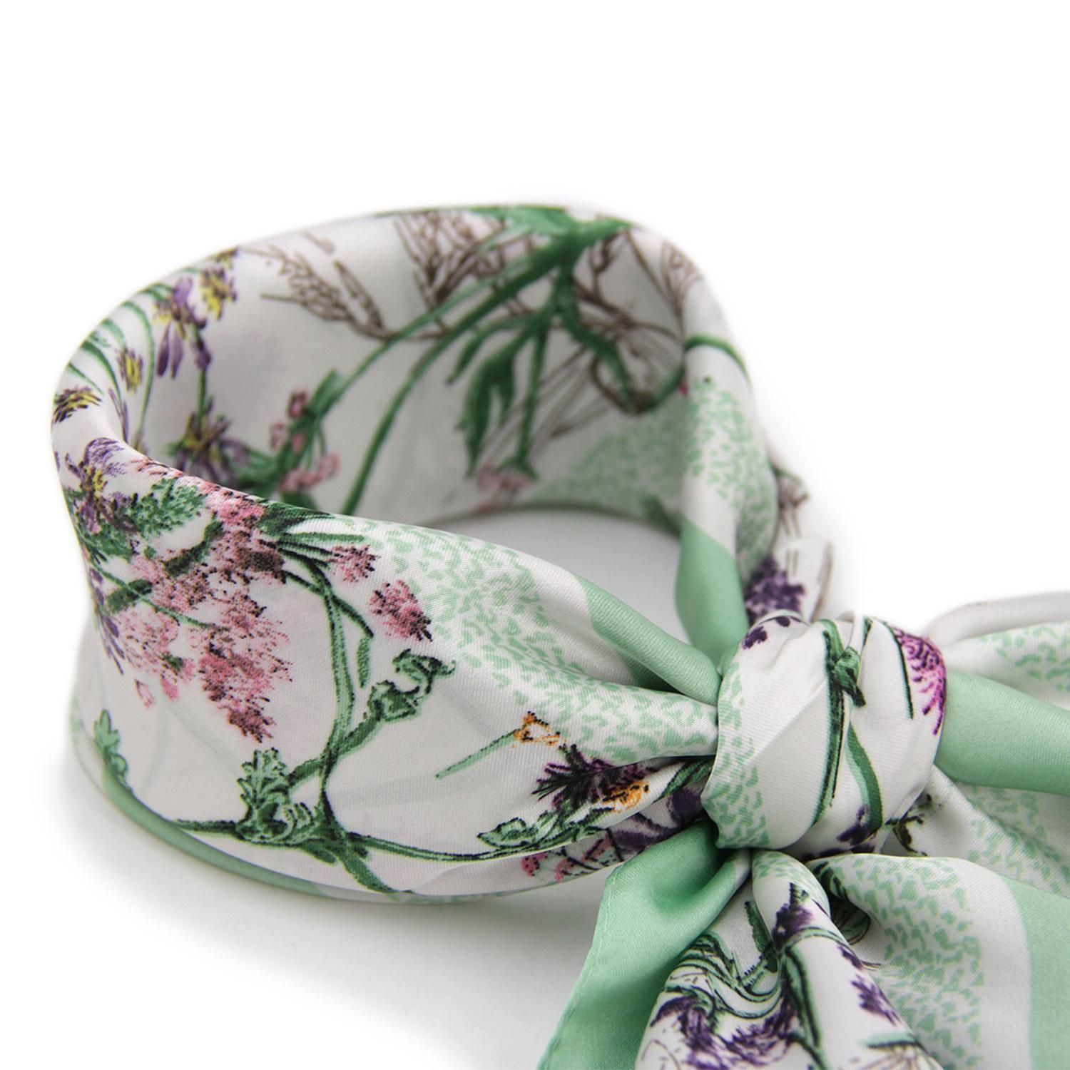 Pañuelo de satín primaveral-3