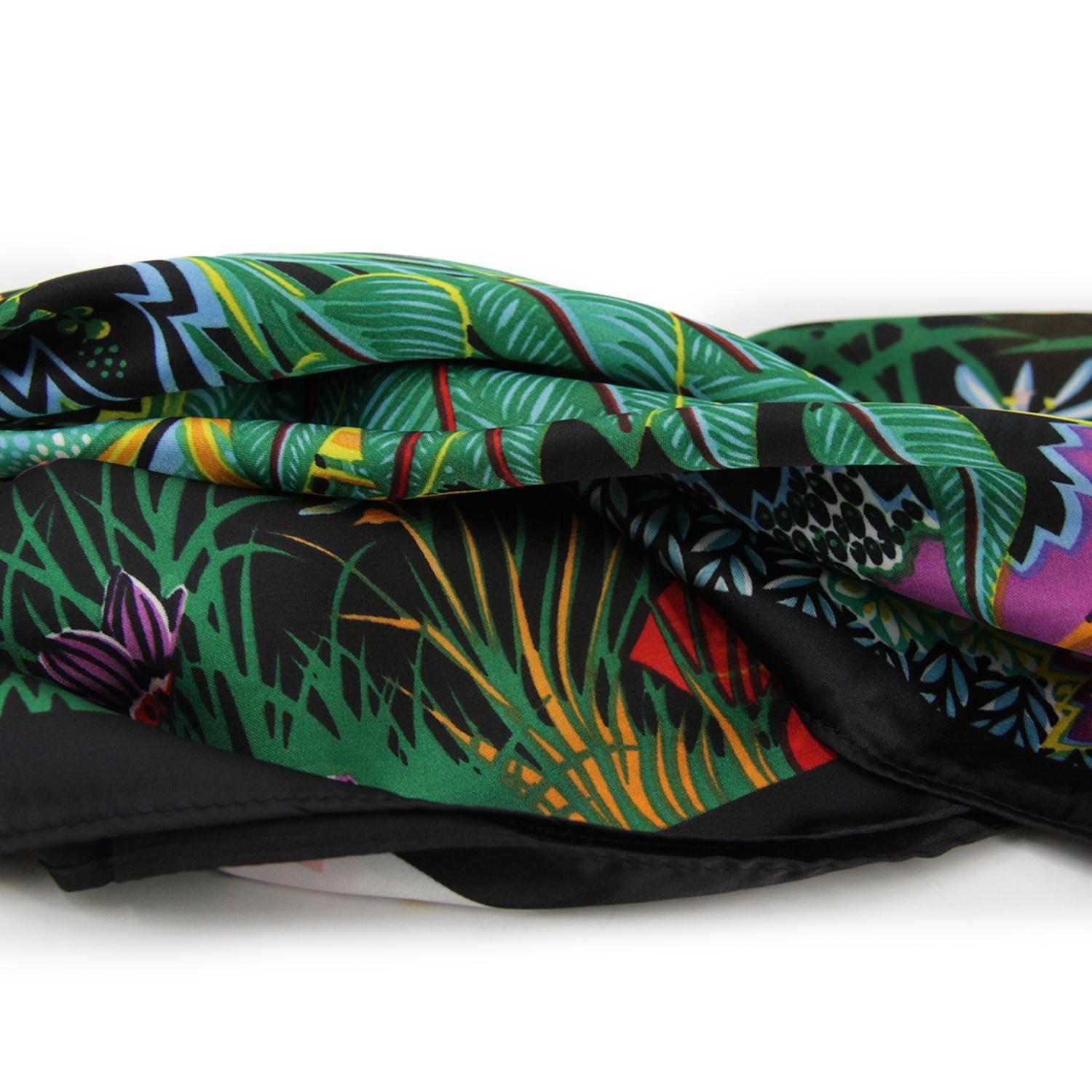 Pañuelo mediano print bosque verde-2