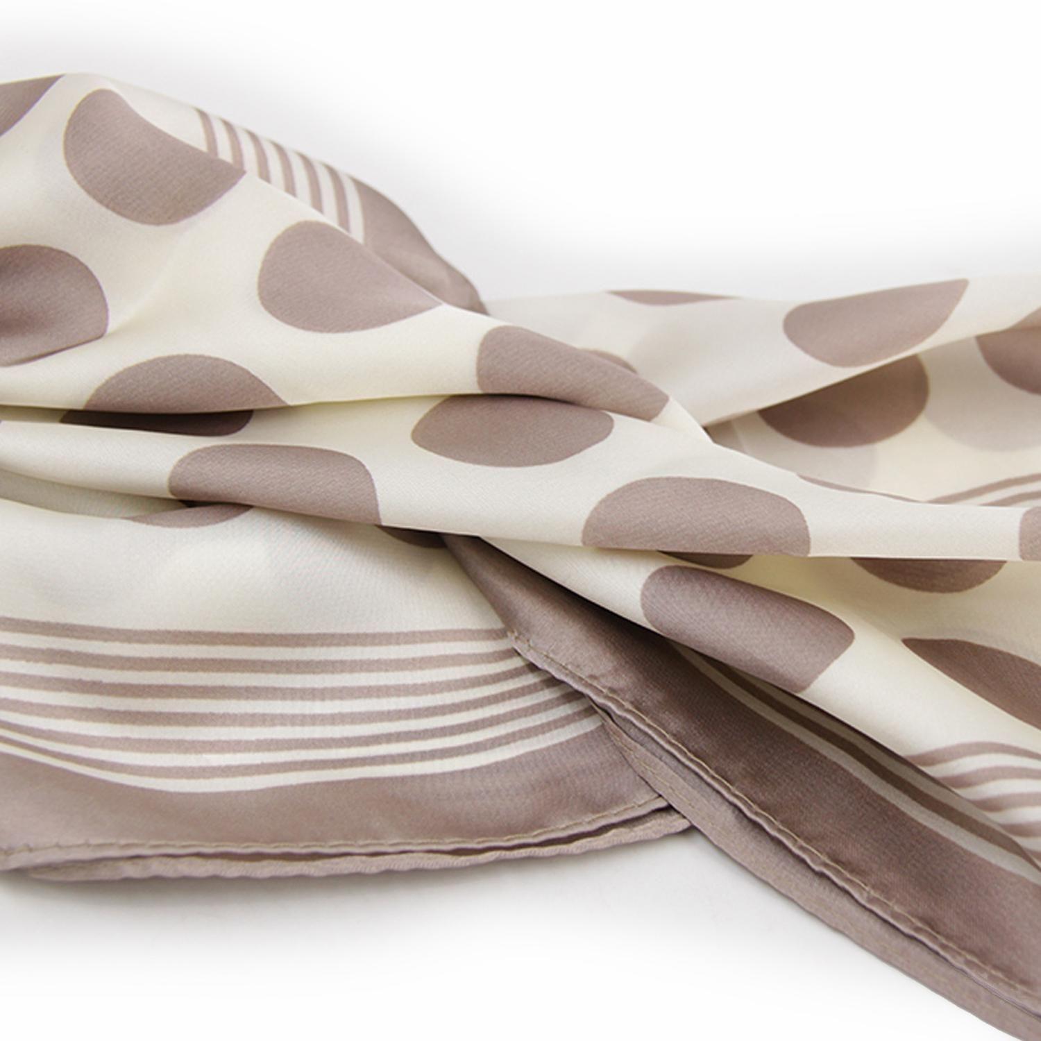 Pañuelo mediano de mujer tipo seda 90x90 162-2