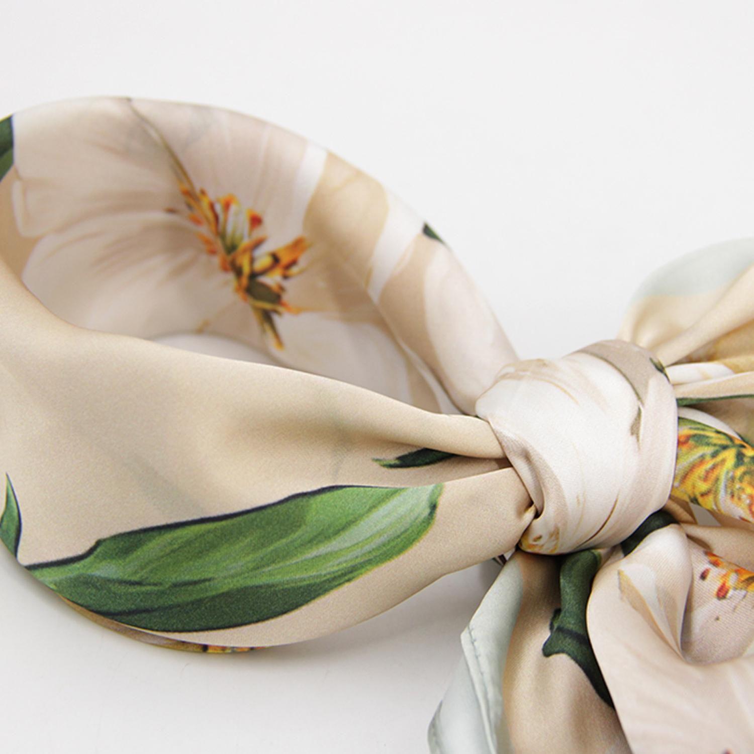 Pañuelo corto de mujer tipo seda 70x70 361-3