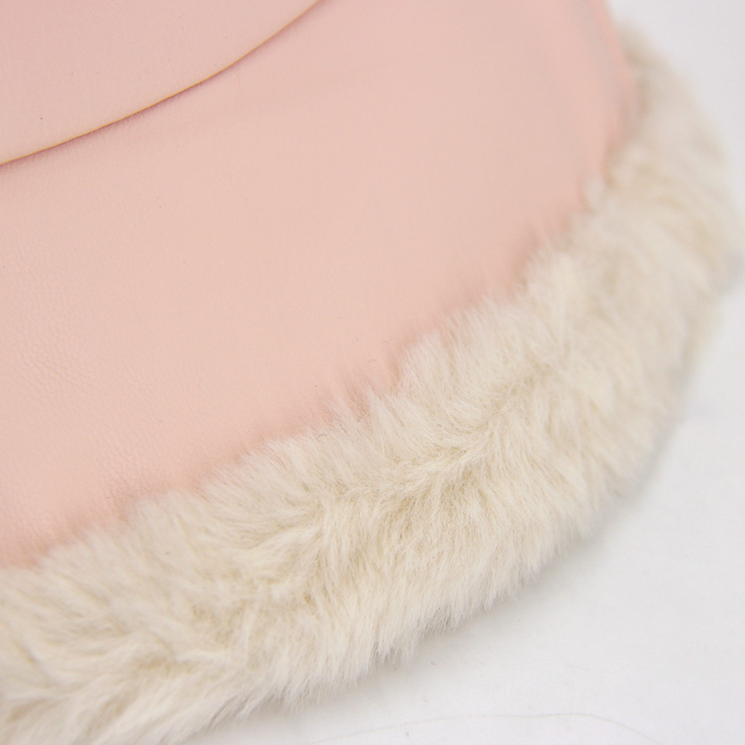 Bucket hat cuerina peludo-2