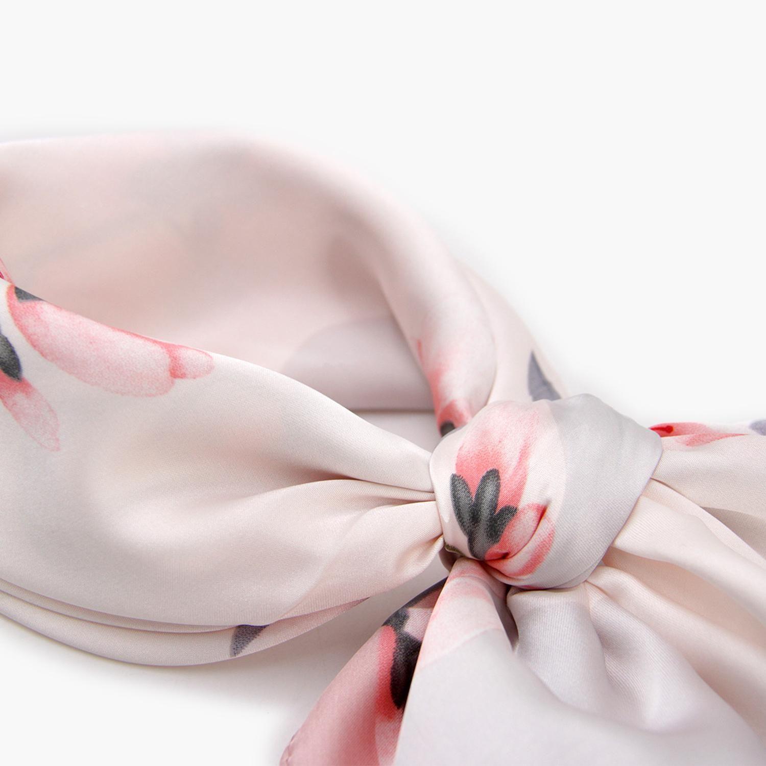 Pañuelo de satín flores filos color-2