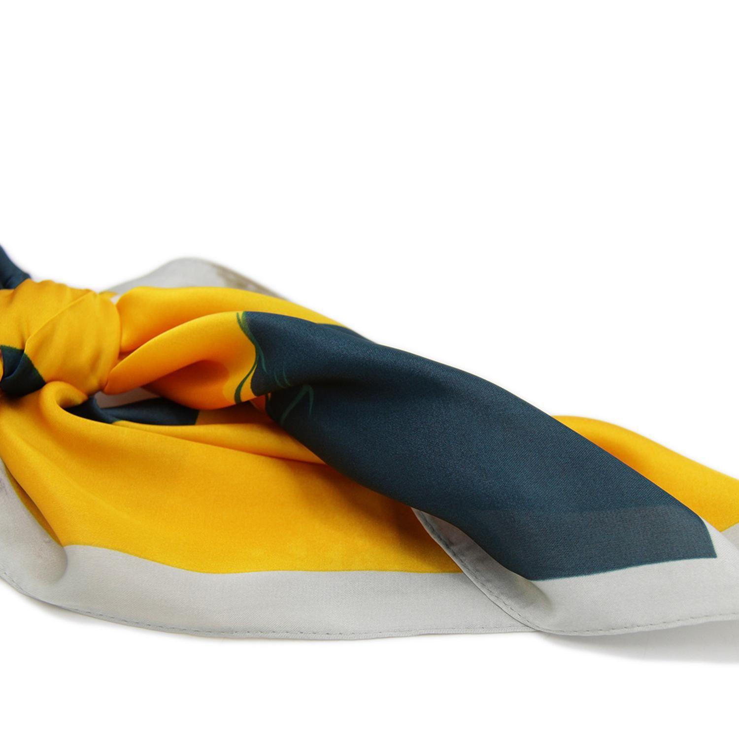 Pañuelo de mujer 70x70 pajarito-2