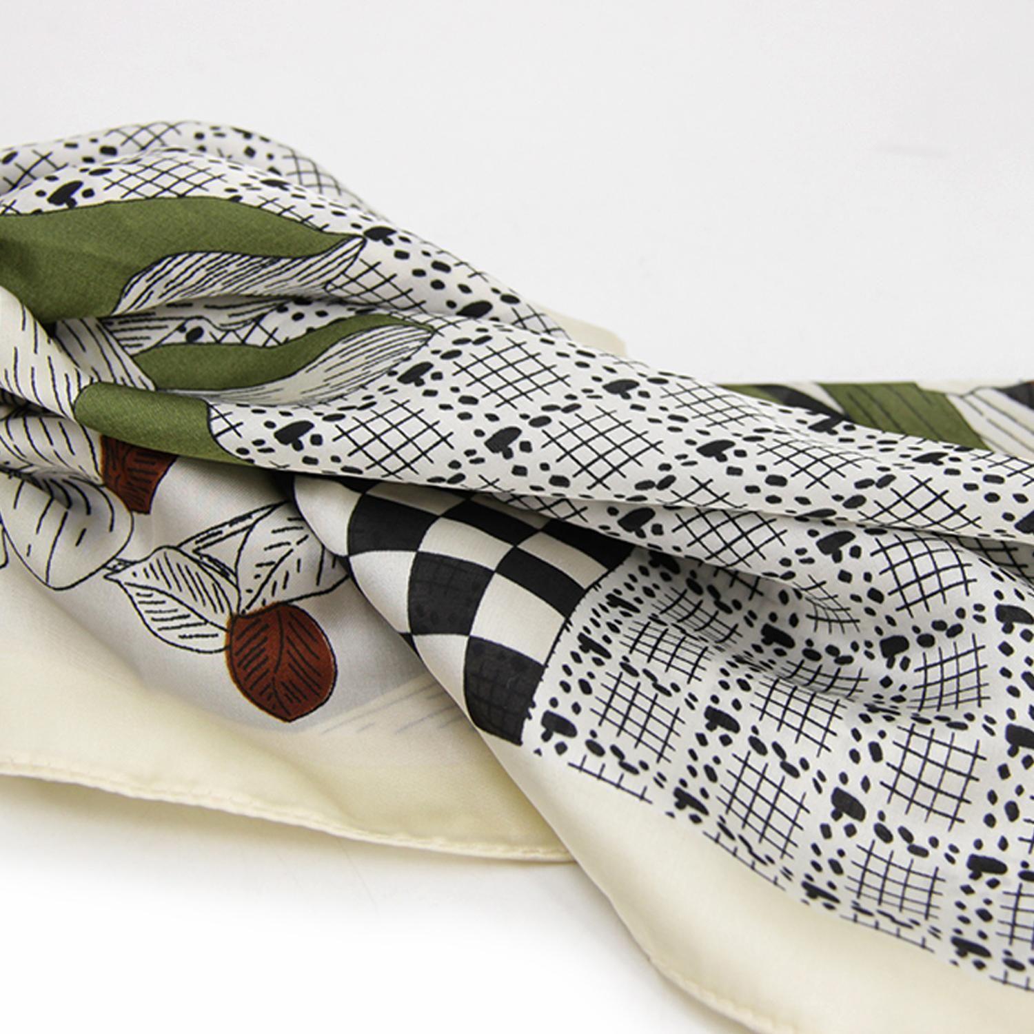 Pañuelo mediano de mujer tipo seda 90x90 169-2