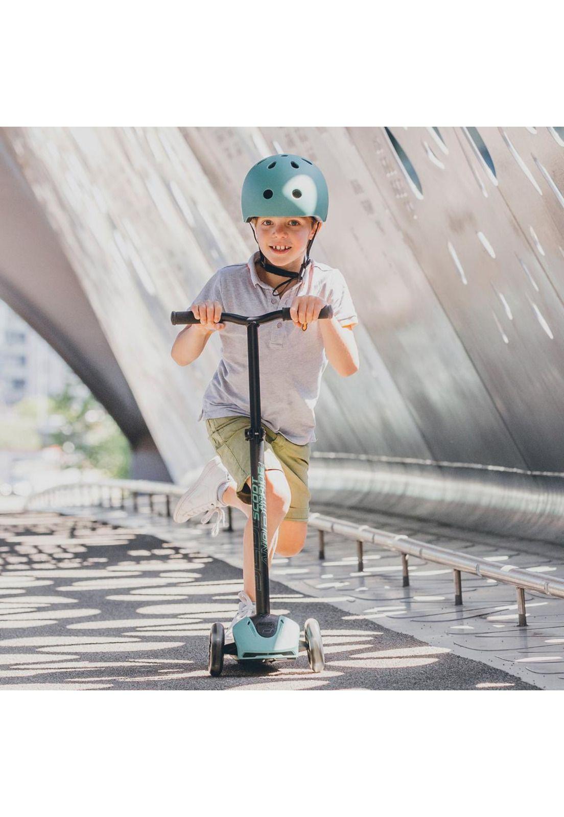 Scooter Highwaykick 5 LED Forest Scoot and Ride-2