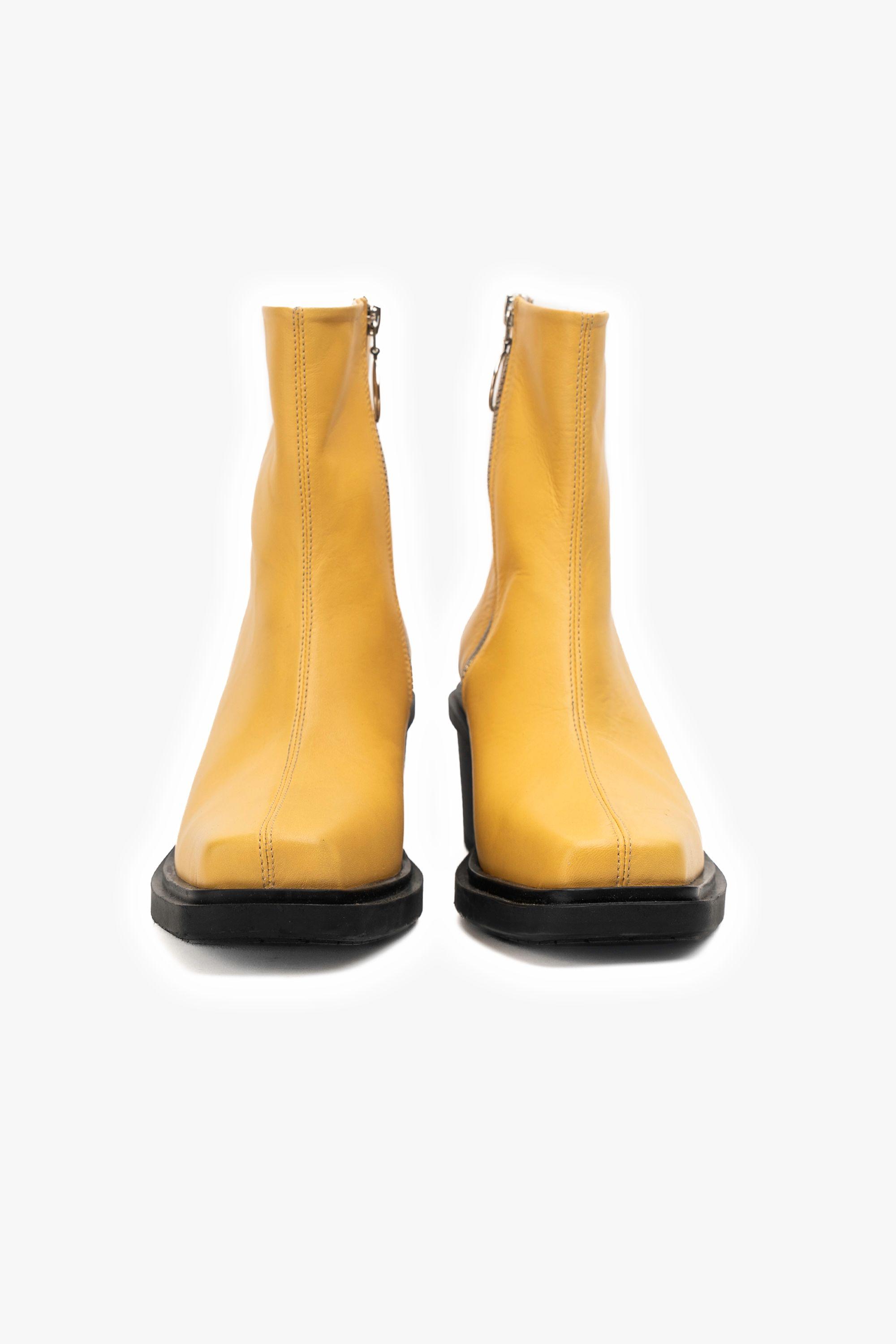 Botín Cuero Hela Amarillo Landazuri-2