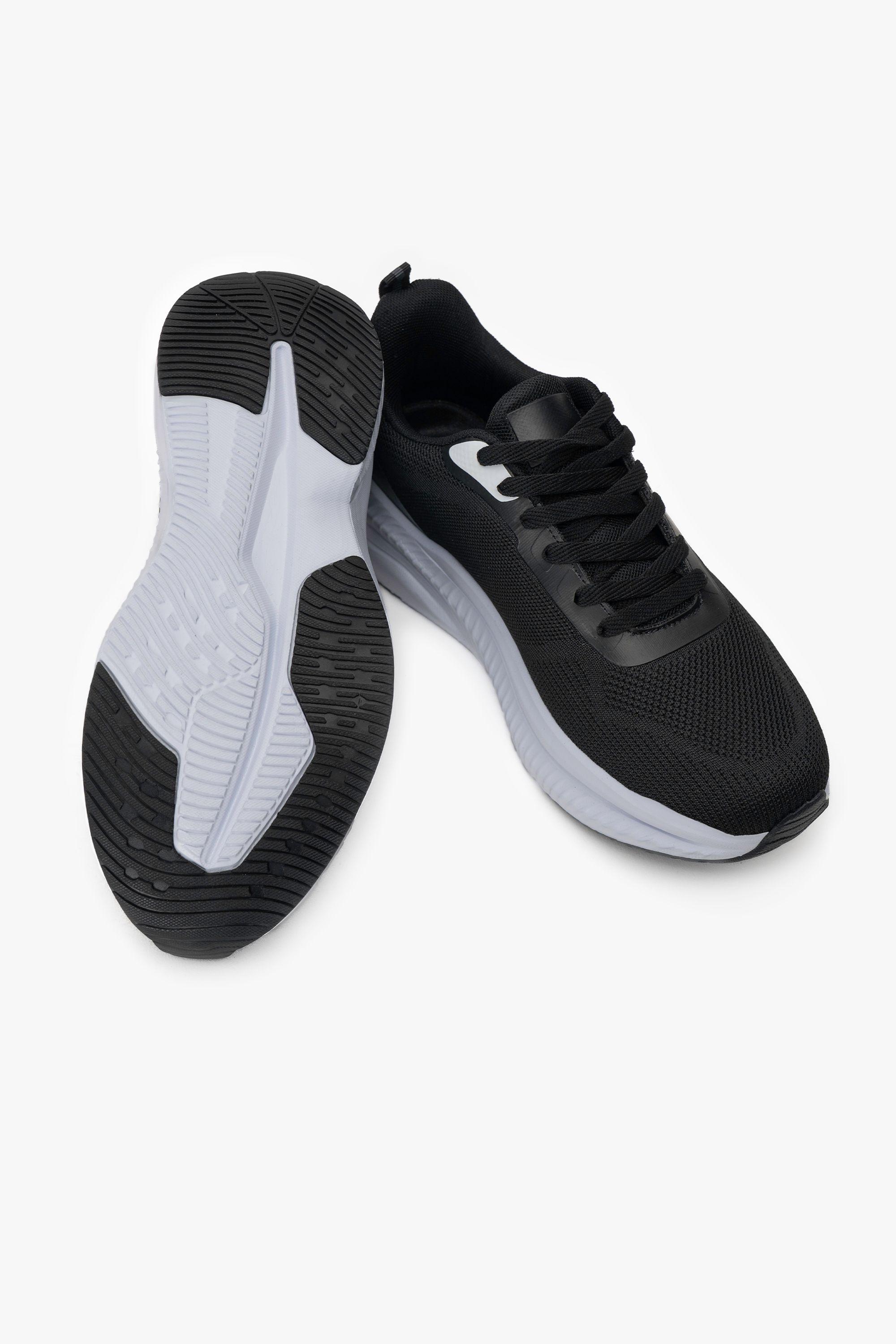 Zapatilla Deportiva Hombre Negro Chuck Chinitown-4