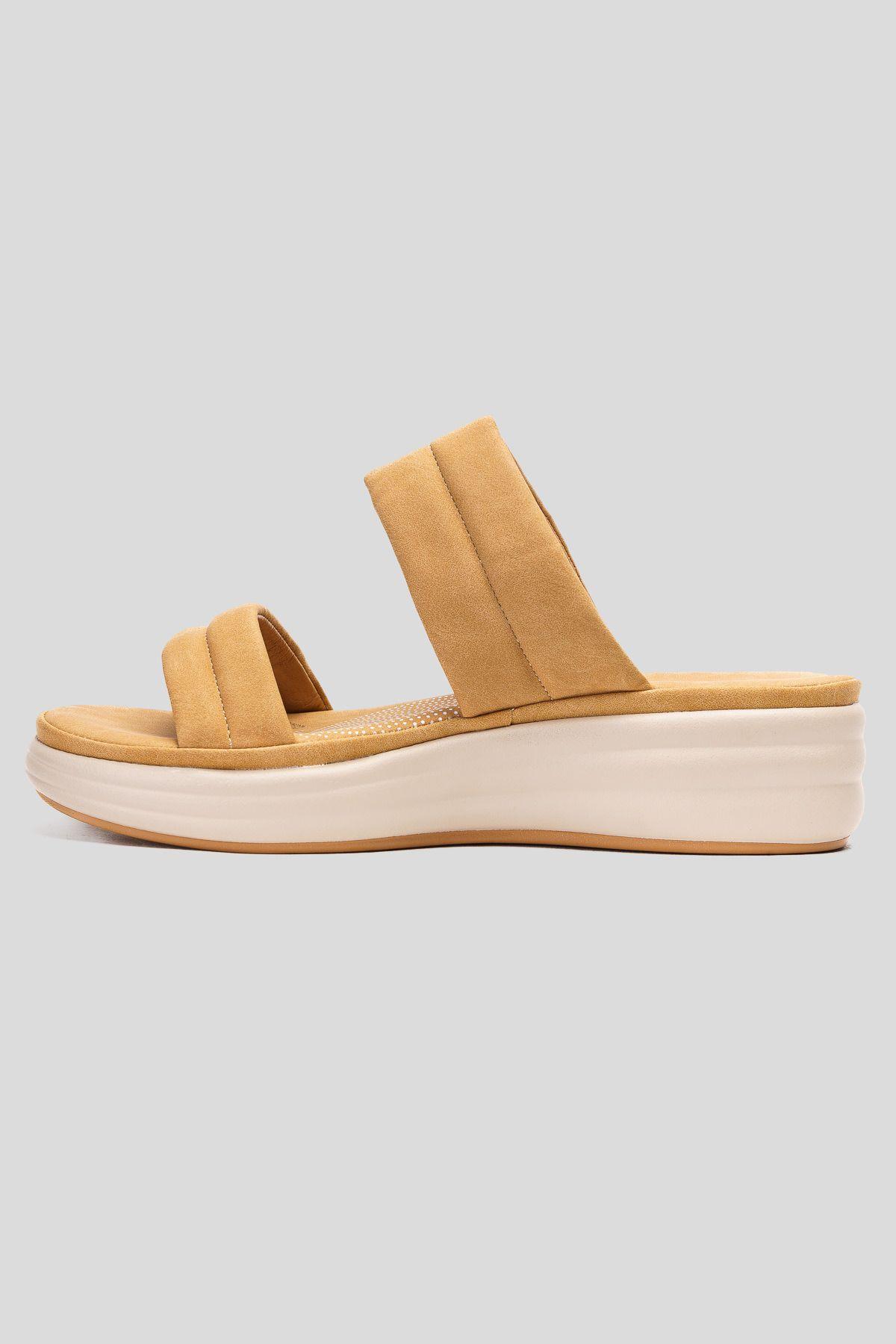 Sandalia Mujer Beige Lucila Thunder Blue-1