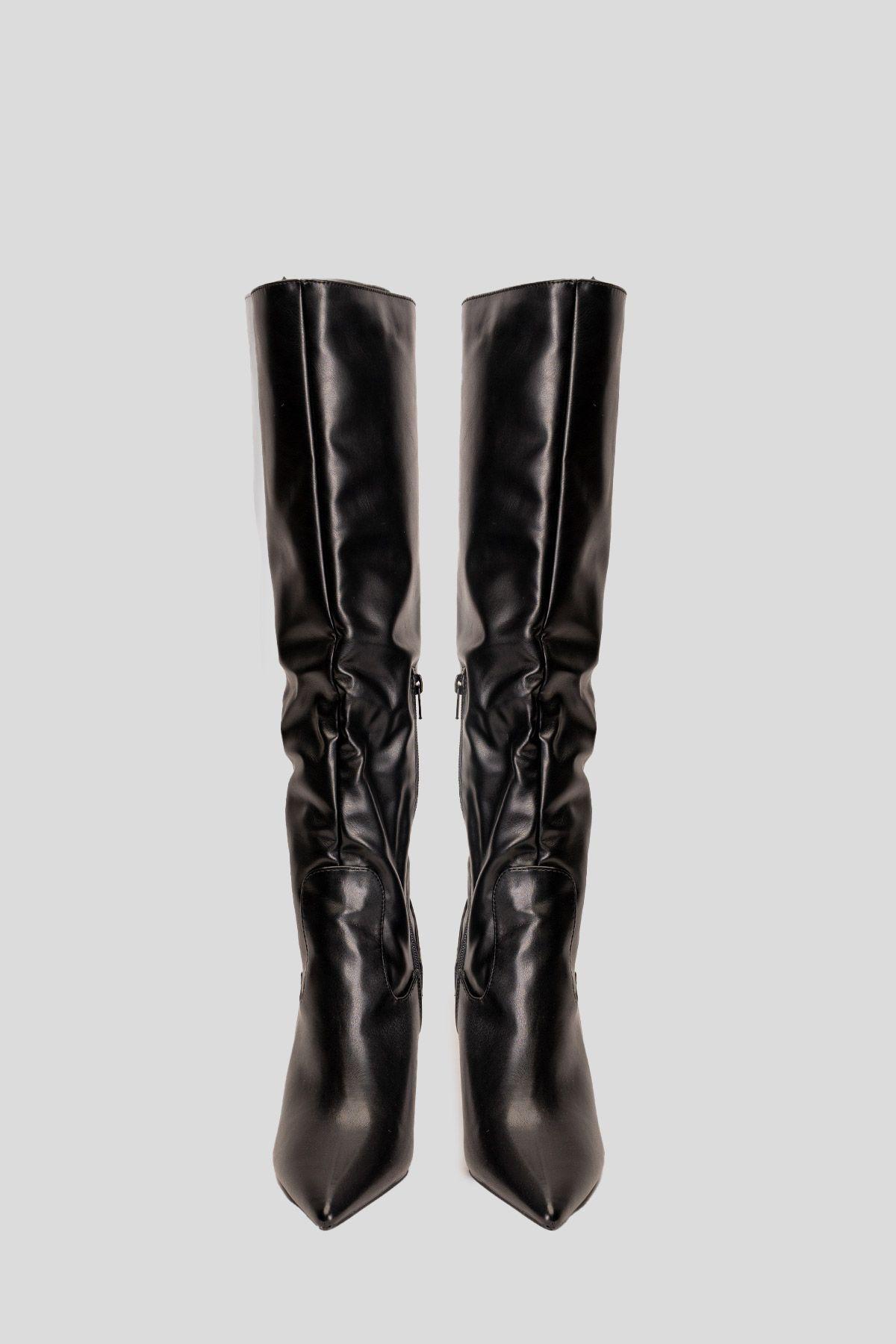 Bota Larga Mujer Negro Gunhilda Chinitown-2