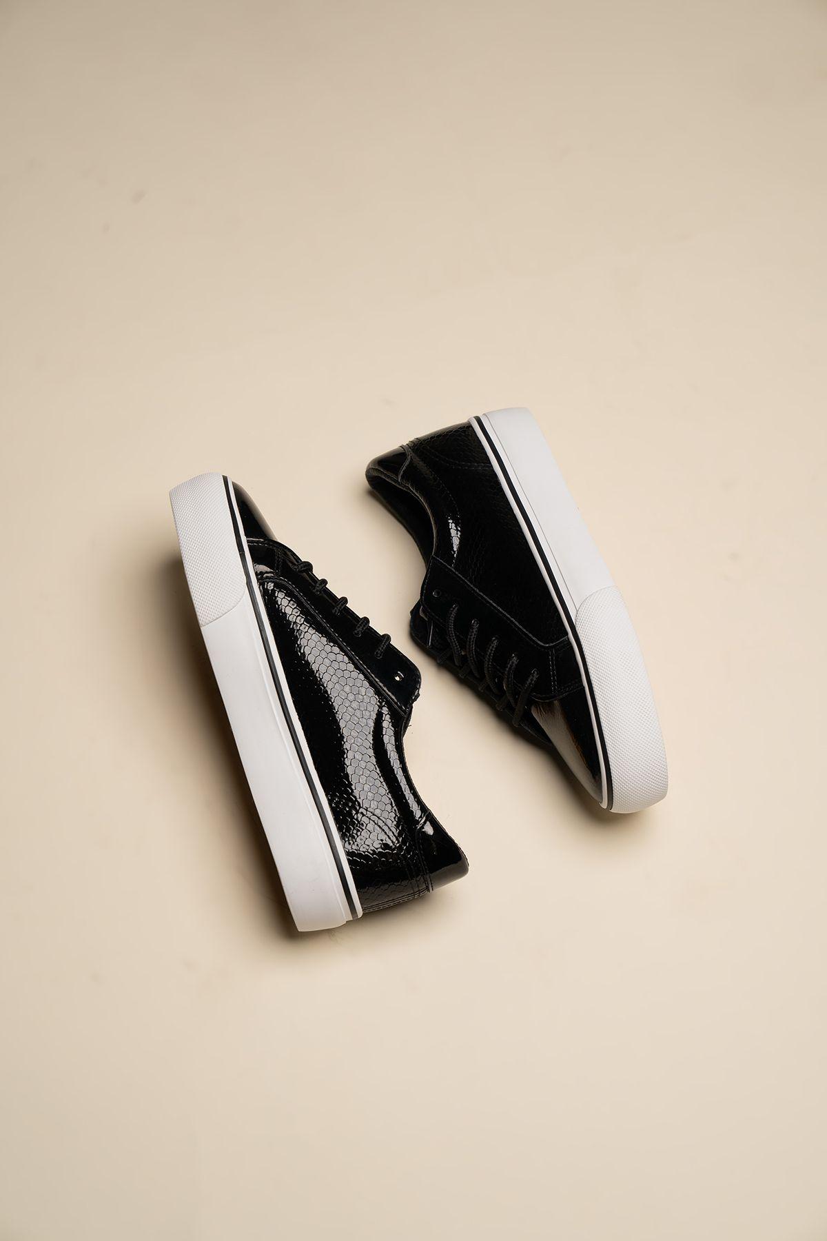Zapatilla Urbano Mujer Negro Graham Chinitown-3