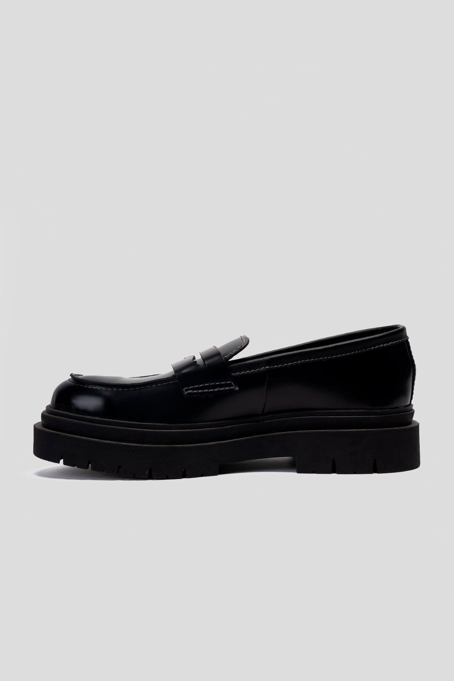 Mocasín Cuero Mediterraneo Negro Landazuri-1