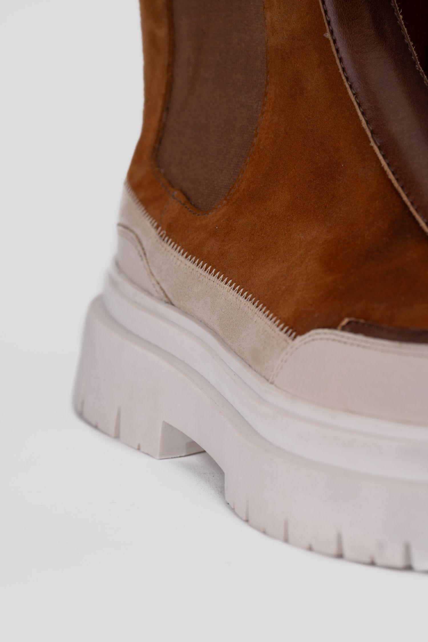 Botín Cuero Gaff Tostado Landazuri-3