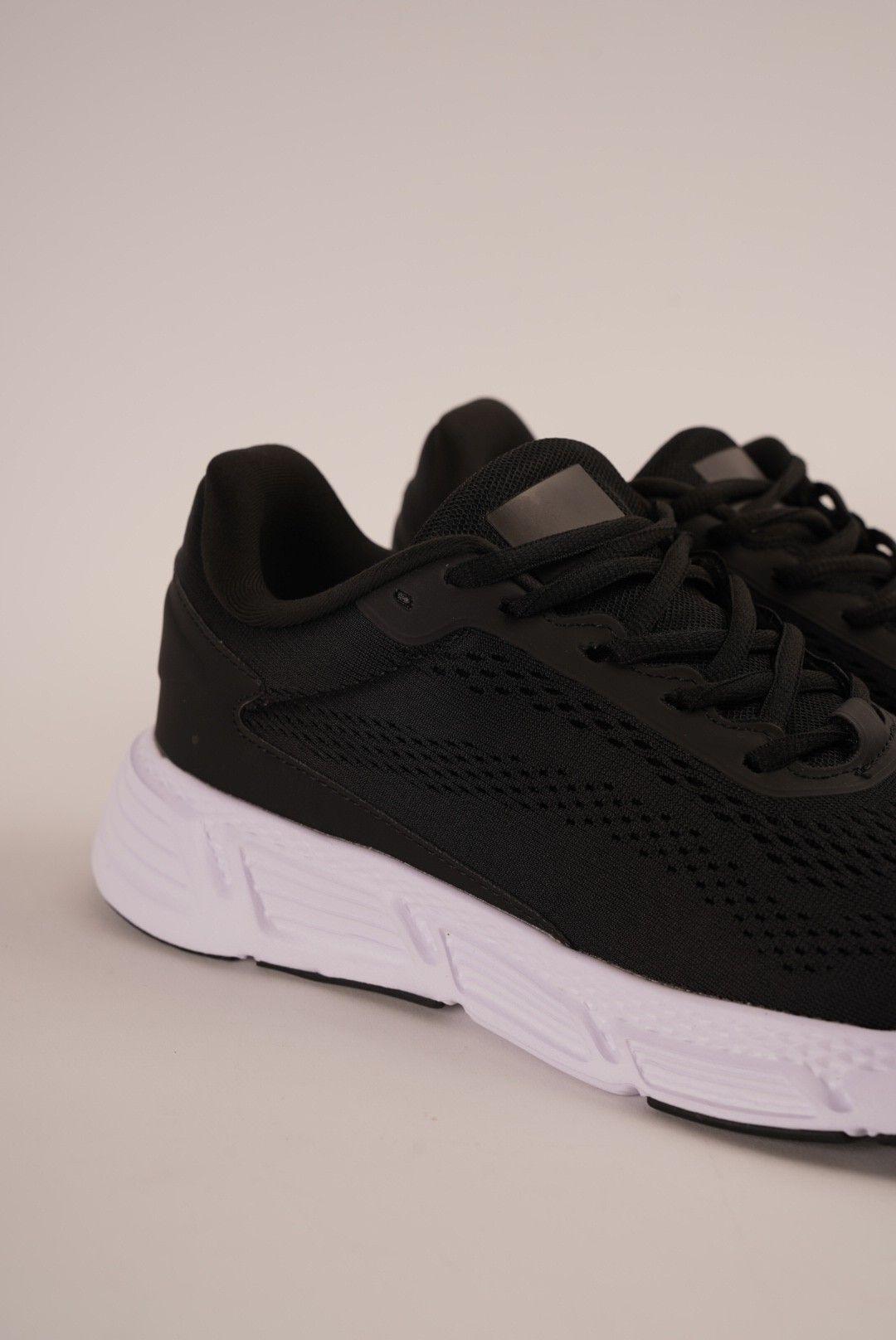 Zapatilla Deportiva Hombre Negro Vadhir Chinitown-3