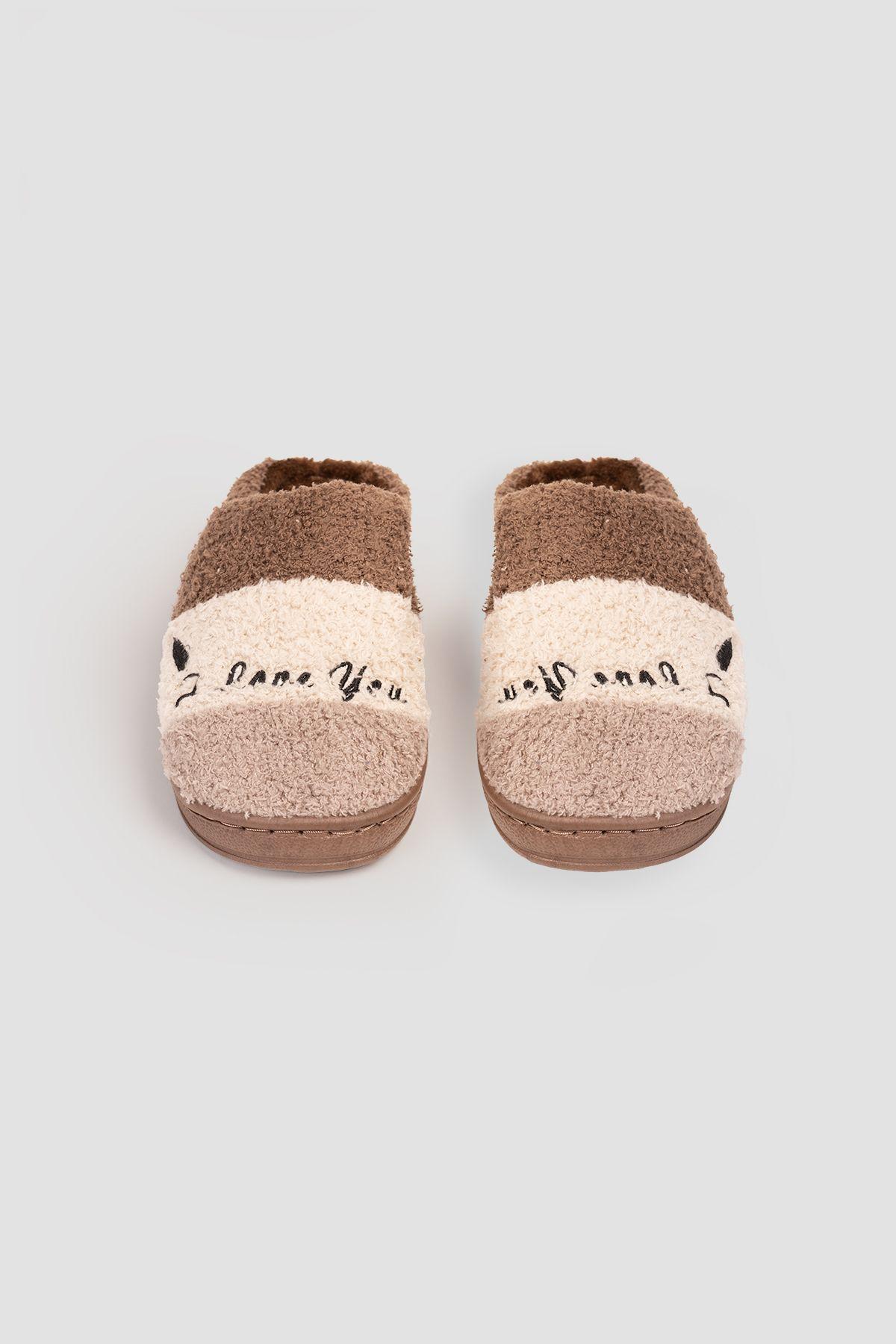Pantufla Mujer Café Bernie Carbin-2
