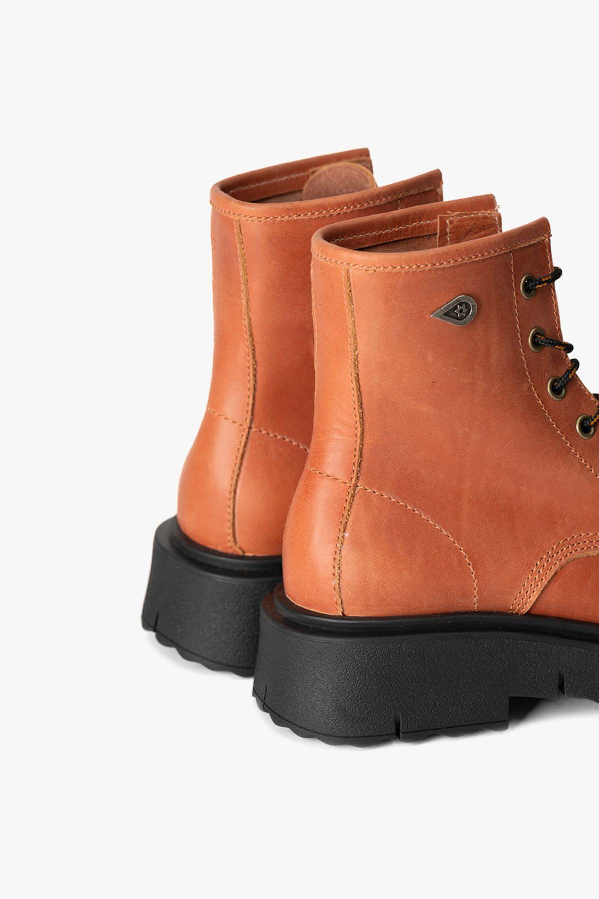 Botín Cuero Atenea Café Negro Landazuri-5